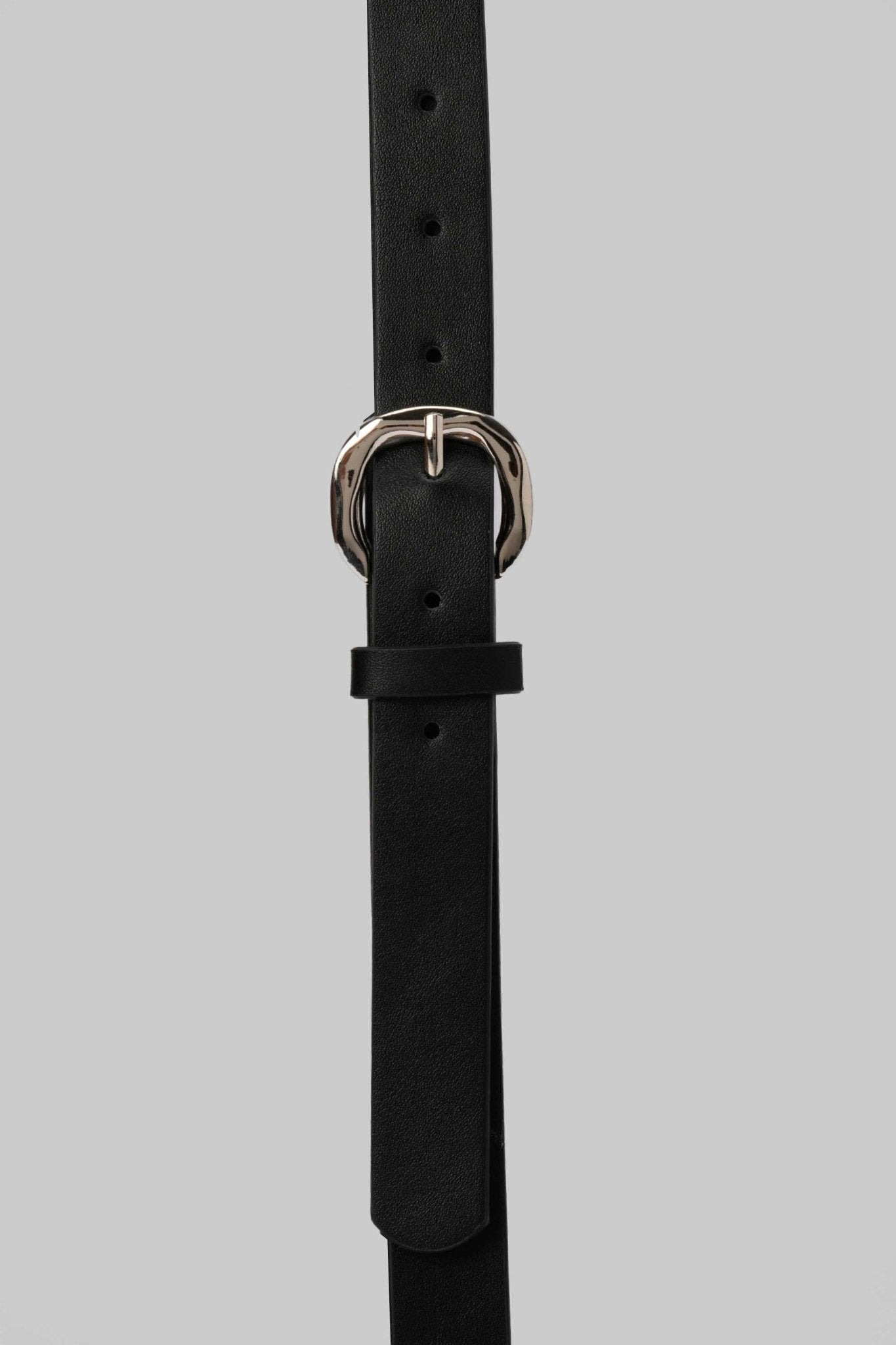 Belt | Black with Curved Silver Buckle Mom-Fit CZBELT - Cizaro Jeans
