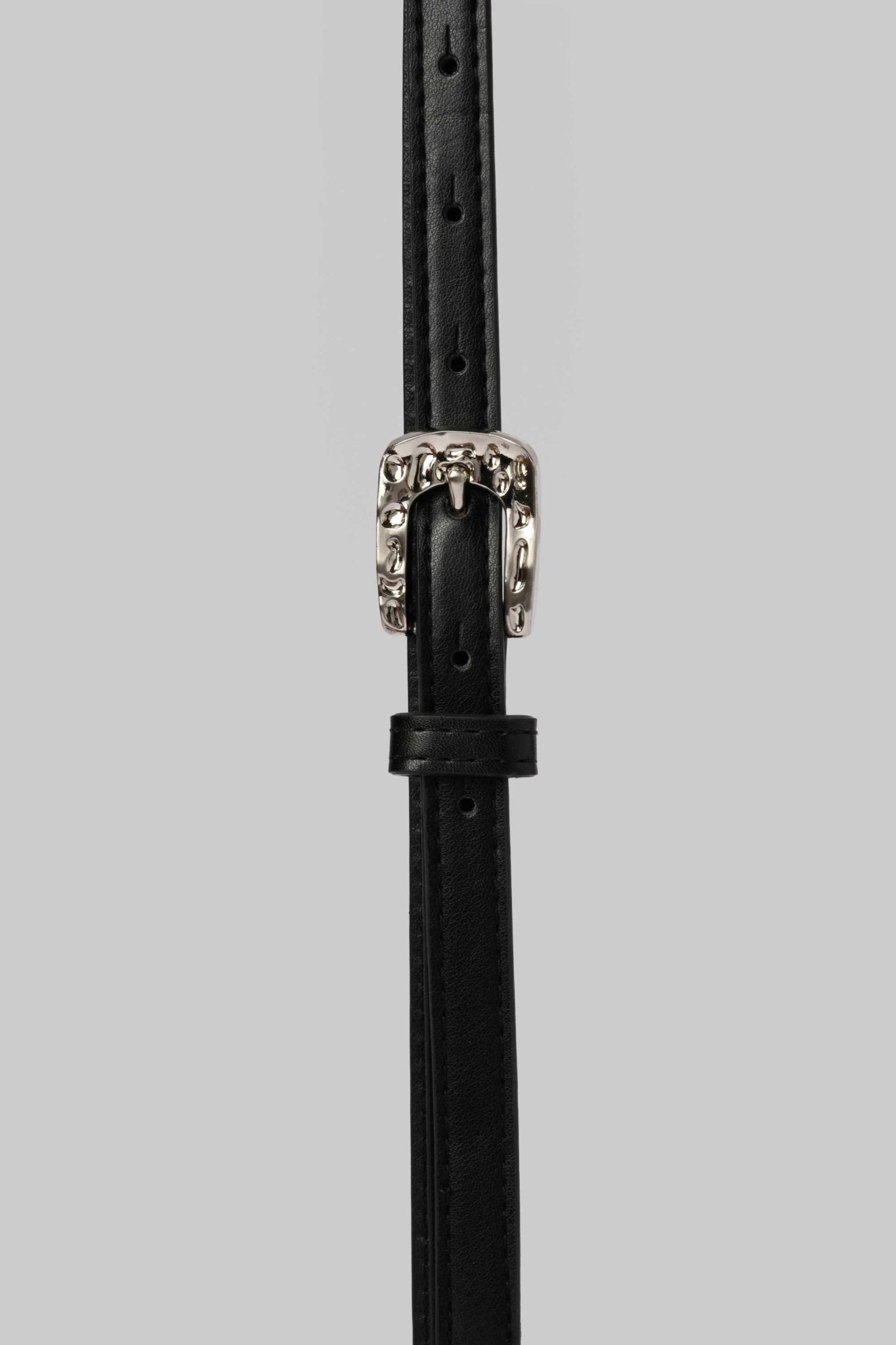 Belt | Black with Silver Western Buckle Mom-Fit CZBELT - Cizaro Jeans