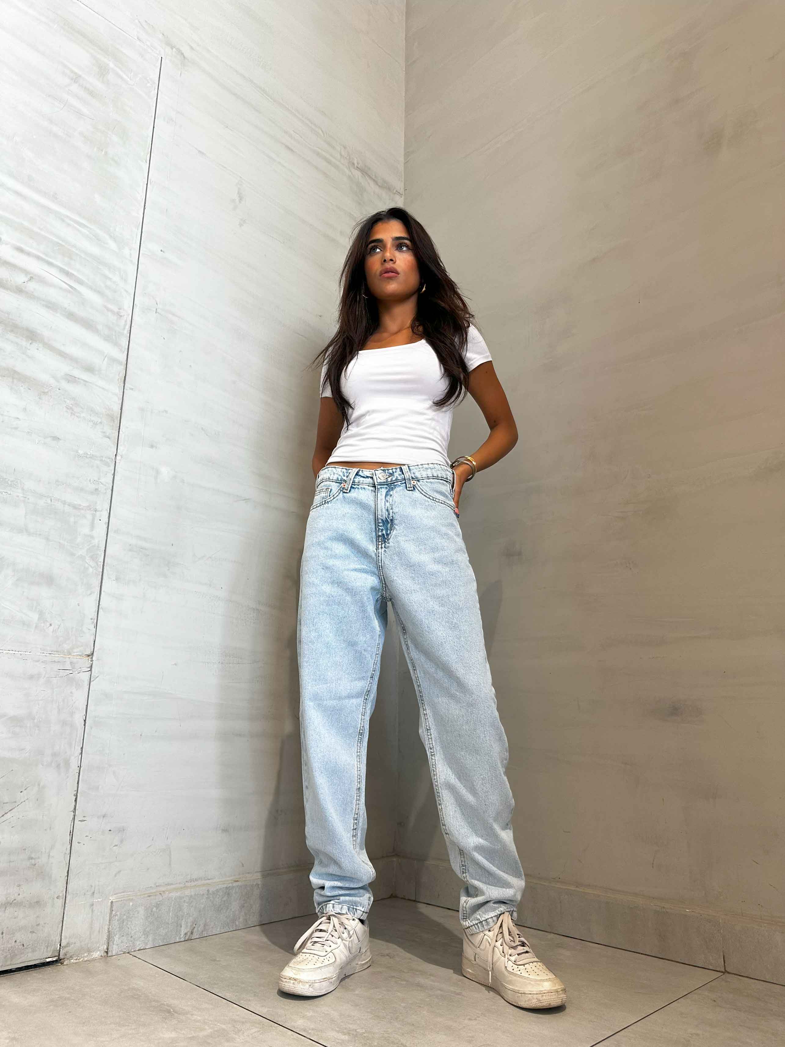 Light Iced Blue Mom-Fit Jeans. Mom-Fit CIZARO - Cizaro Jeans