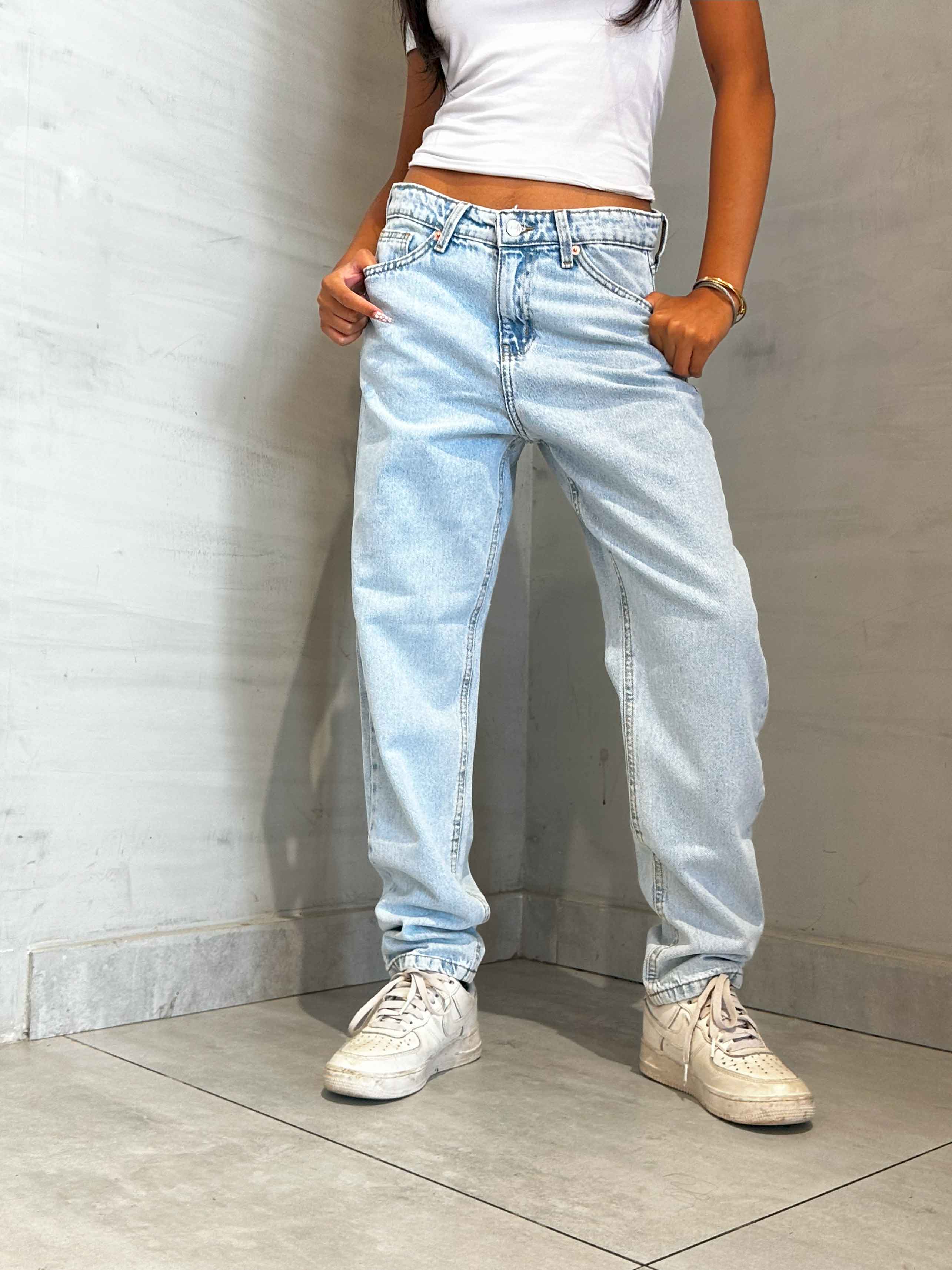 Light Iced Blue Mom-Fit Jeans. Mom-Fit CIZARO - Cizaro Jeans