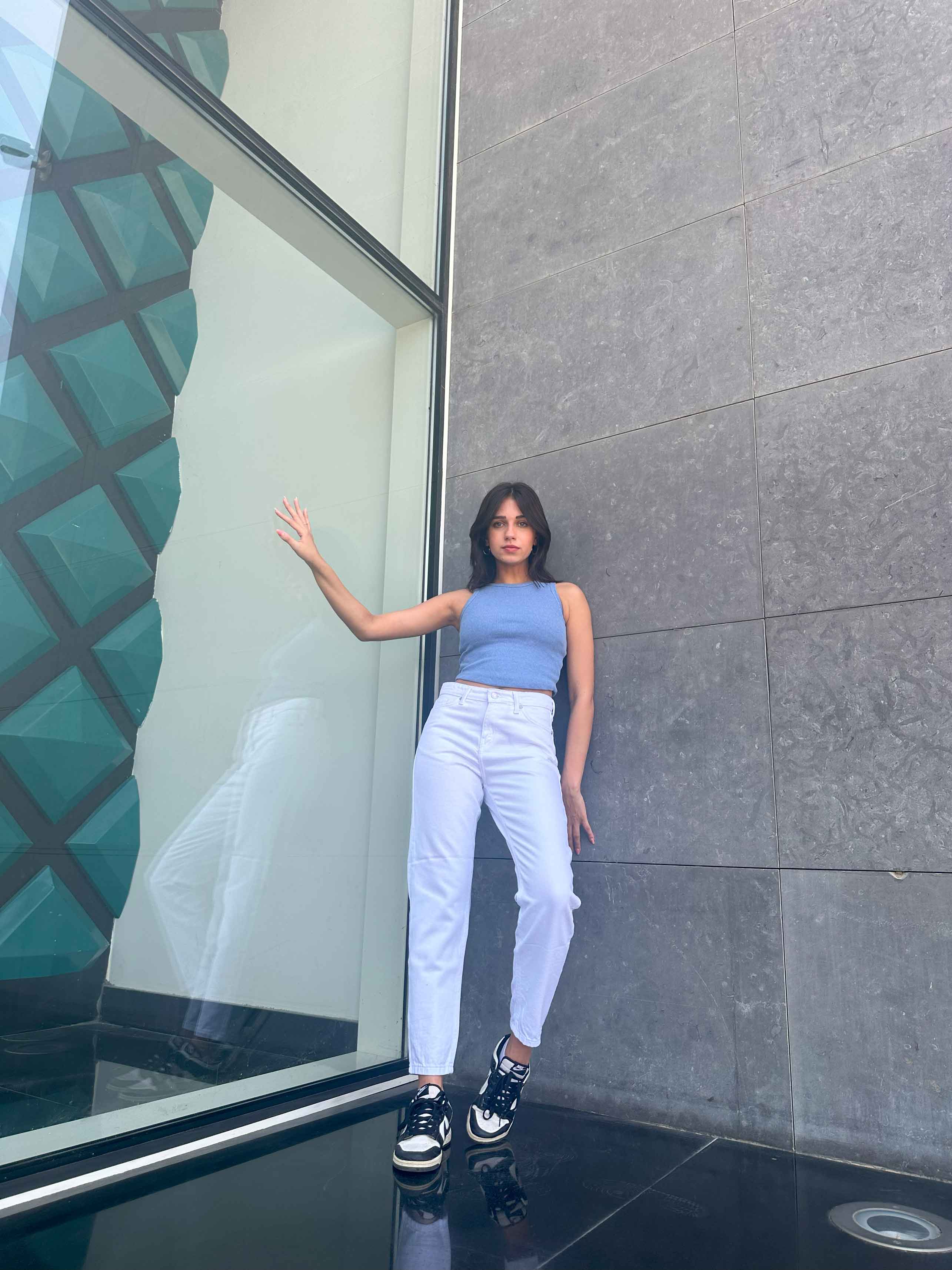 Mom Fit - White. Mom-Fit CIZARO - Cizaro Jeans