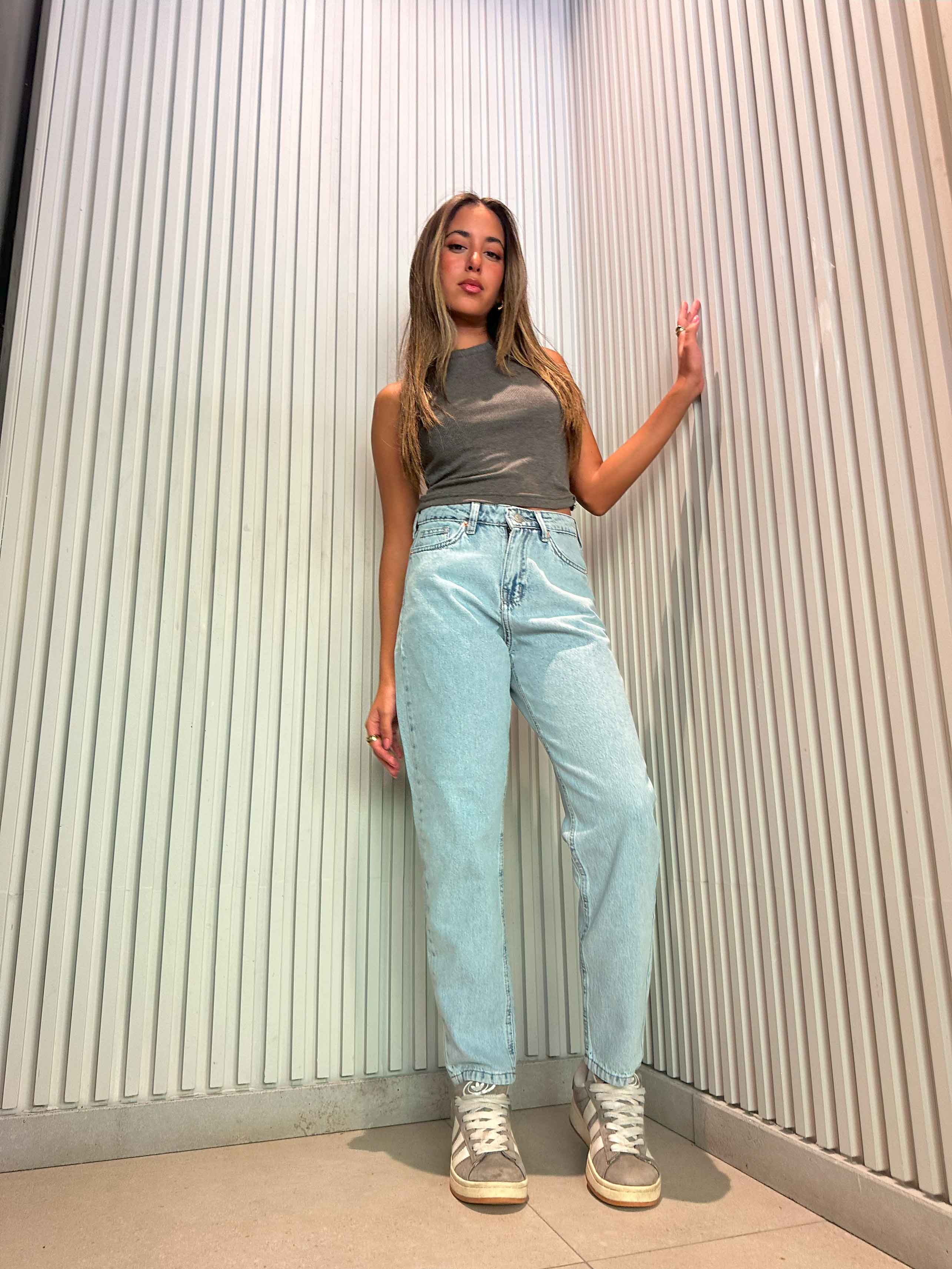 Mom-Fit - Light Iced Blue Jeans. Mom-Fit CIZARO - Cizaro Jeans