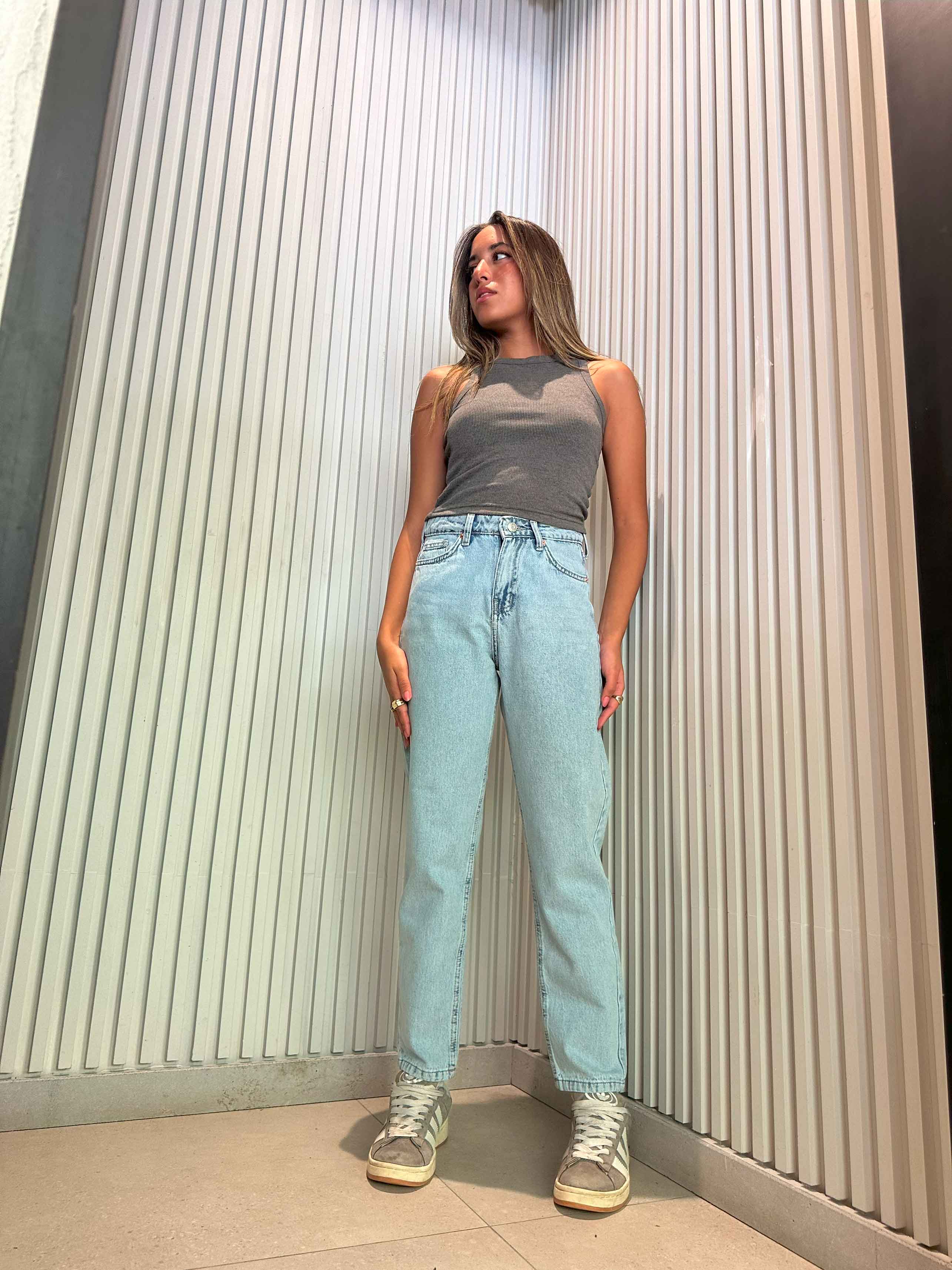 Mom-Fit - Light Iced Blue Jeans. Mom-Fit CIZARO - Cizaro Jeans