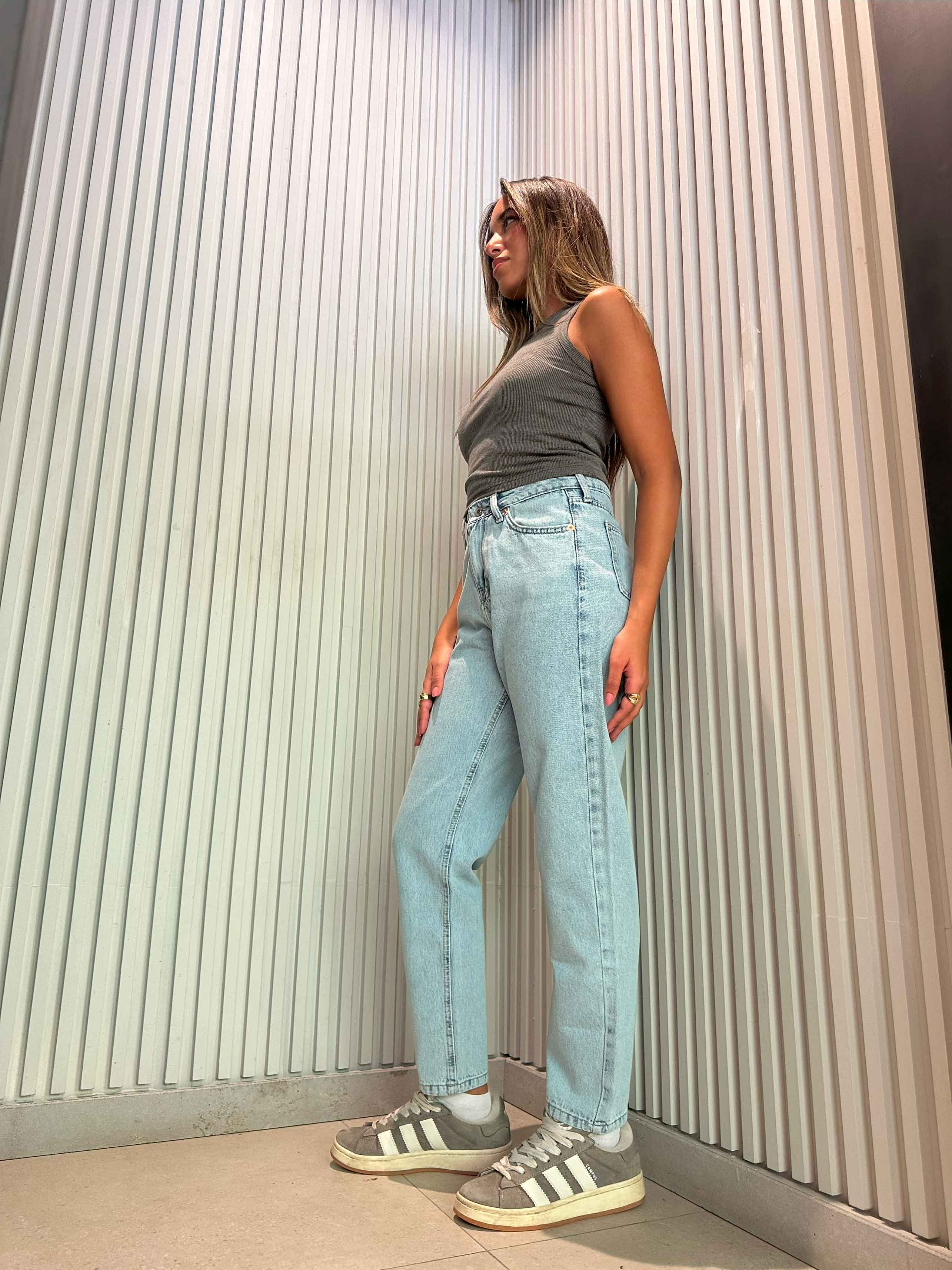 Mom-Fit - Light Iced Blue Jeans. Mom-Fit CIZARO - Cizaro Jeans