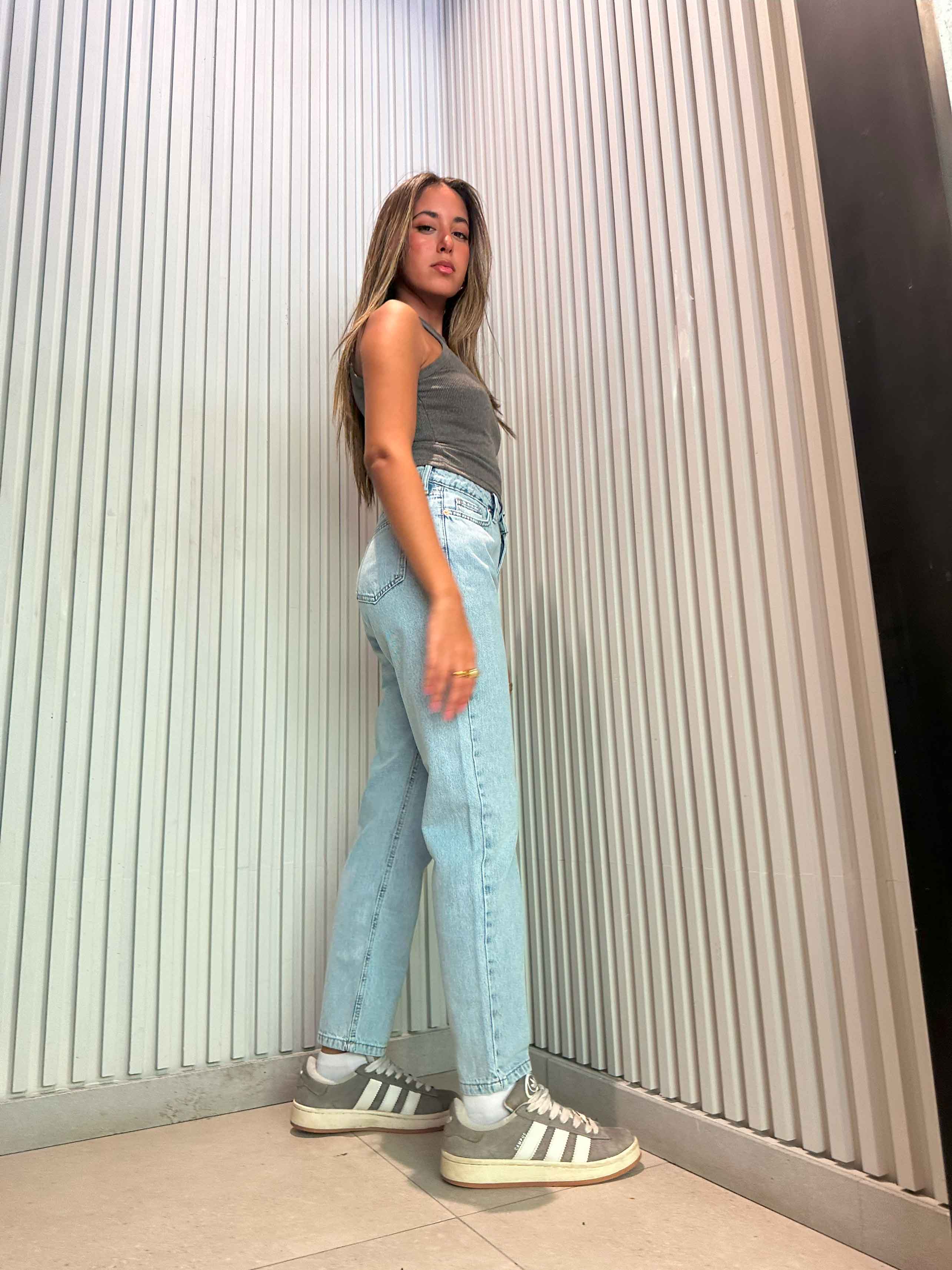 Mom-Fit - Light Iced Blue Jeans. Mom-Fit CIZARO - Cizaro Jeans