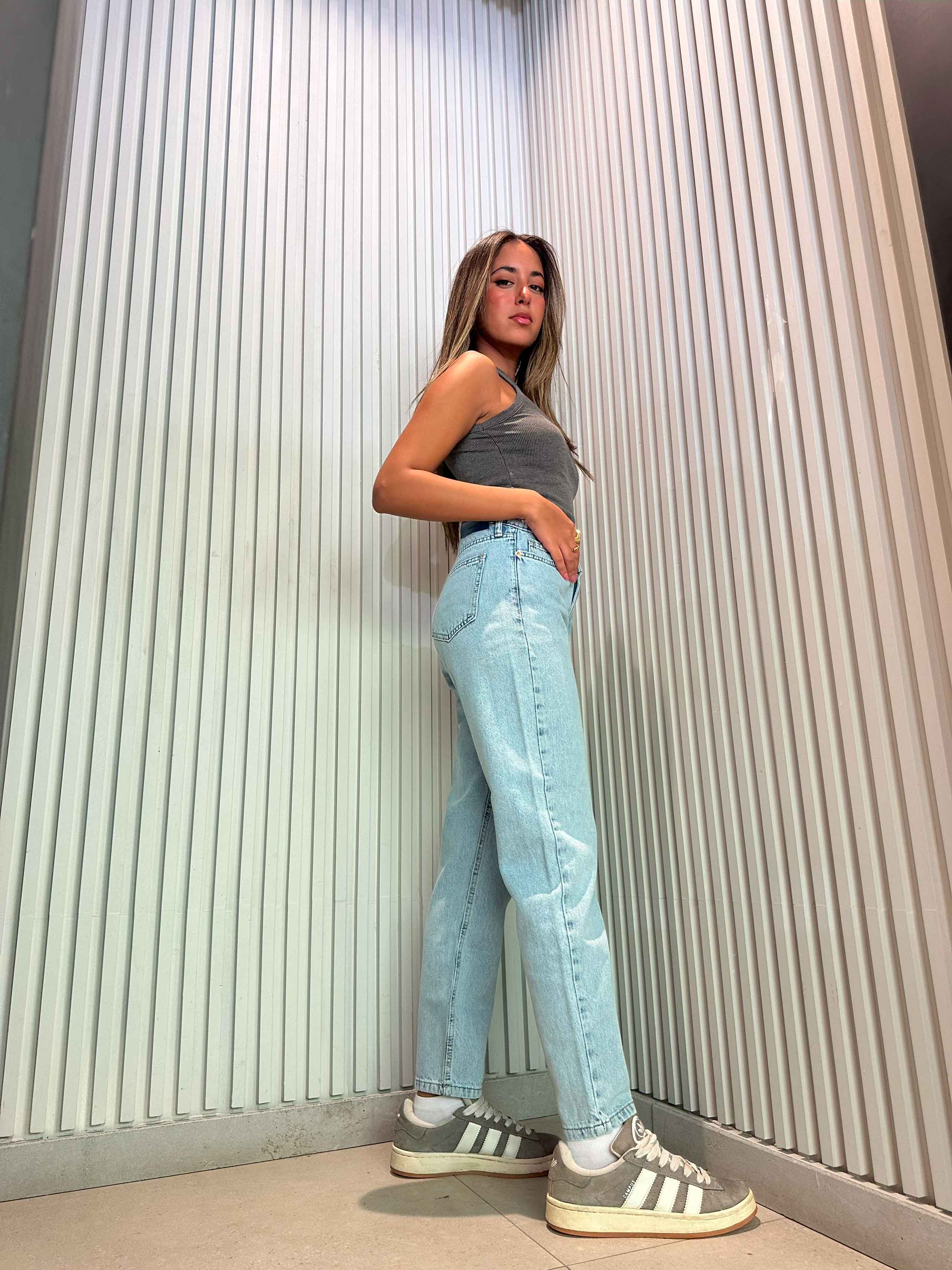 Mom-Fit - Light Iced Blue Jeans. Mom-Fit CIZARO - Cizaro Jeans