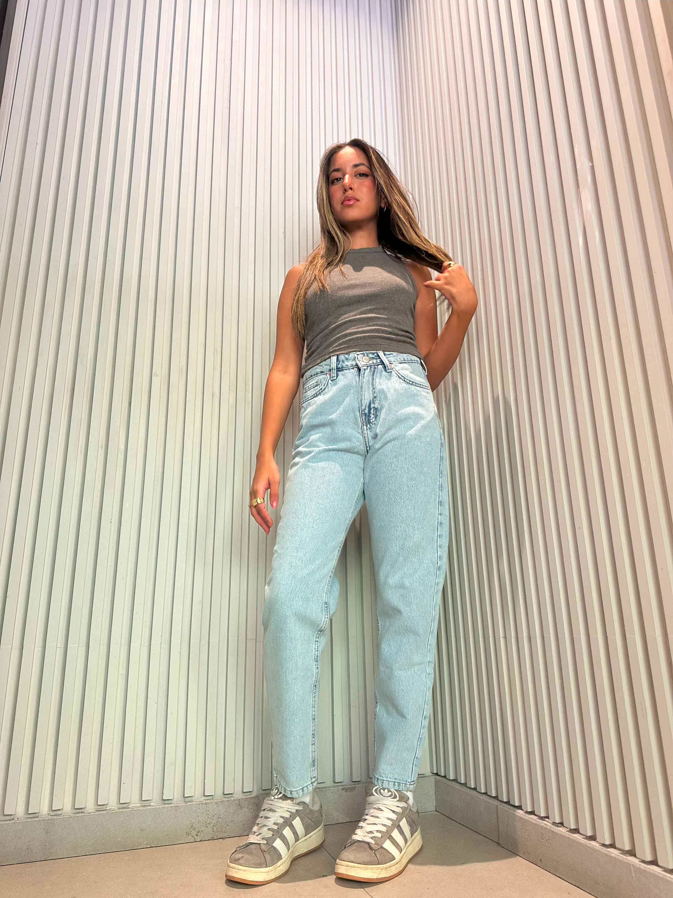 Mom-Fit - Light Iced Blue Jeans. Mom-Fit CIZARO - Cizaro Jeans
