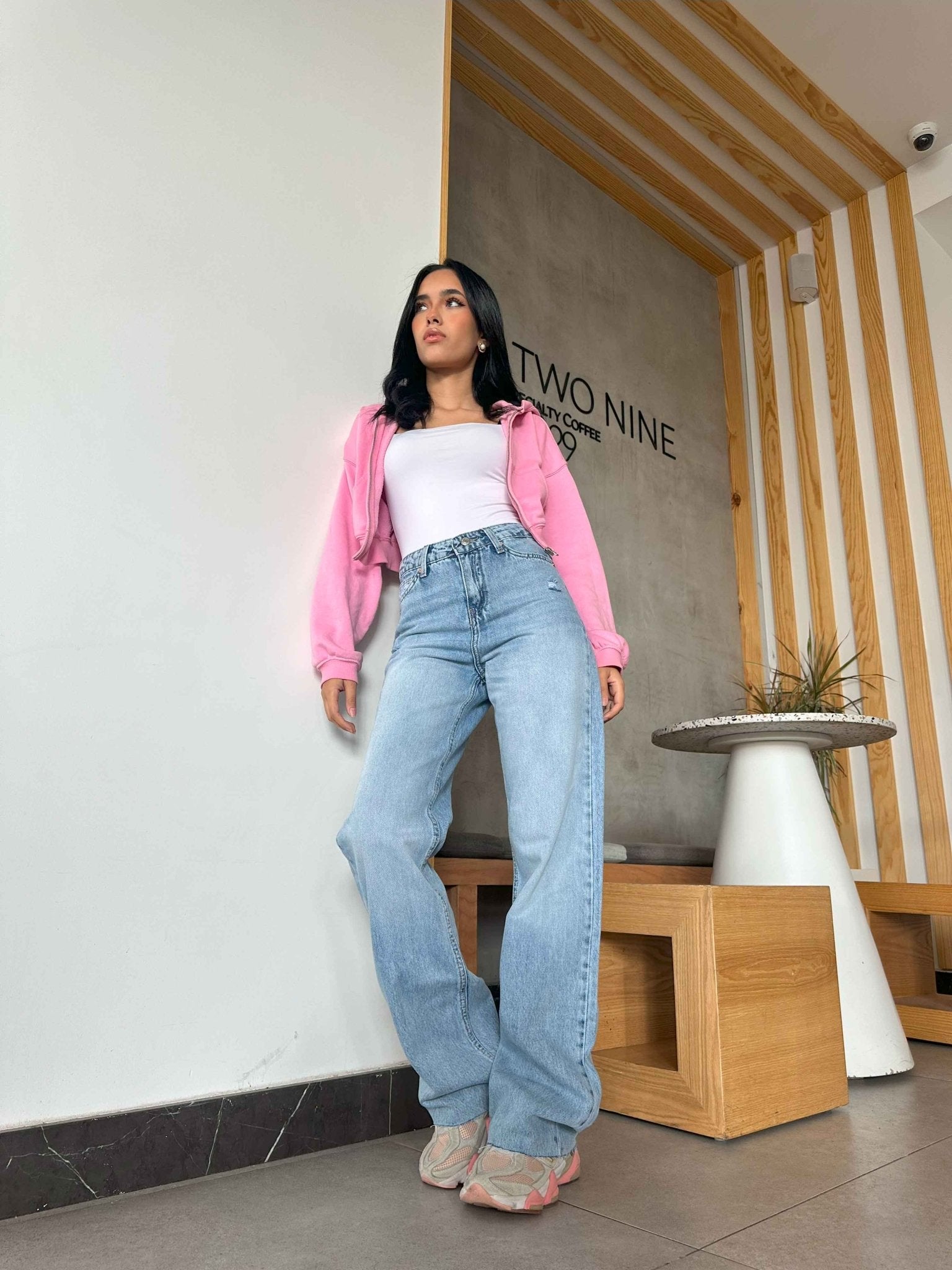 Straight Leg - Light Iced Blue Wash Jeans. Straight-Leg CIZARO - Cizaro Jeans