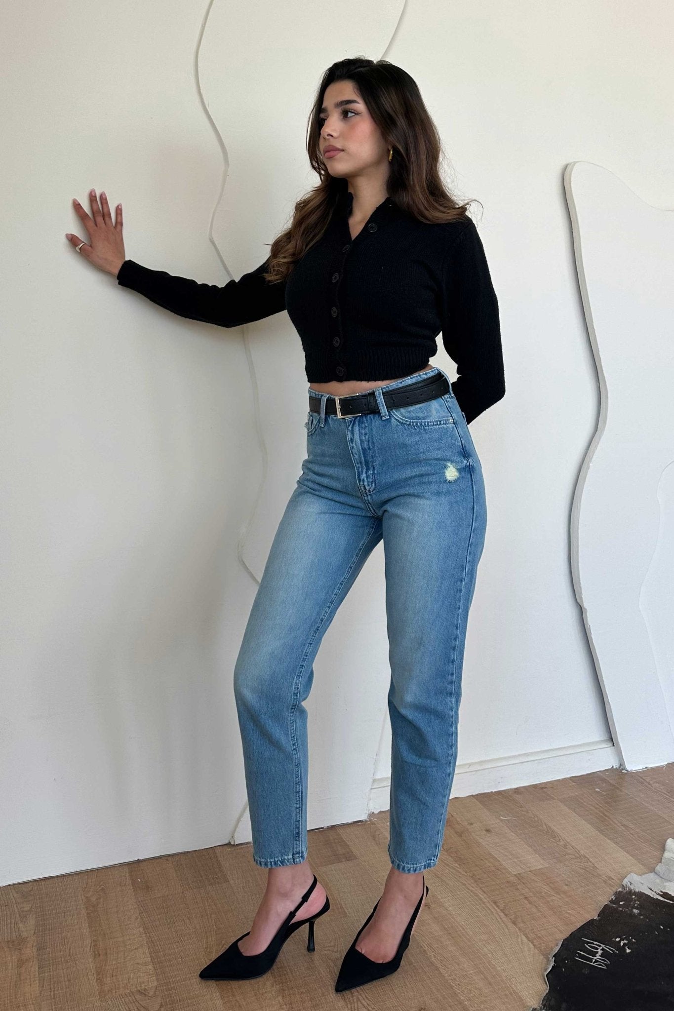 Mom Jeans - High-Waist Medium Blue Washed Mom jeans CIZARO - Cizaro Jeans