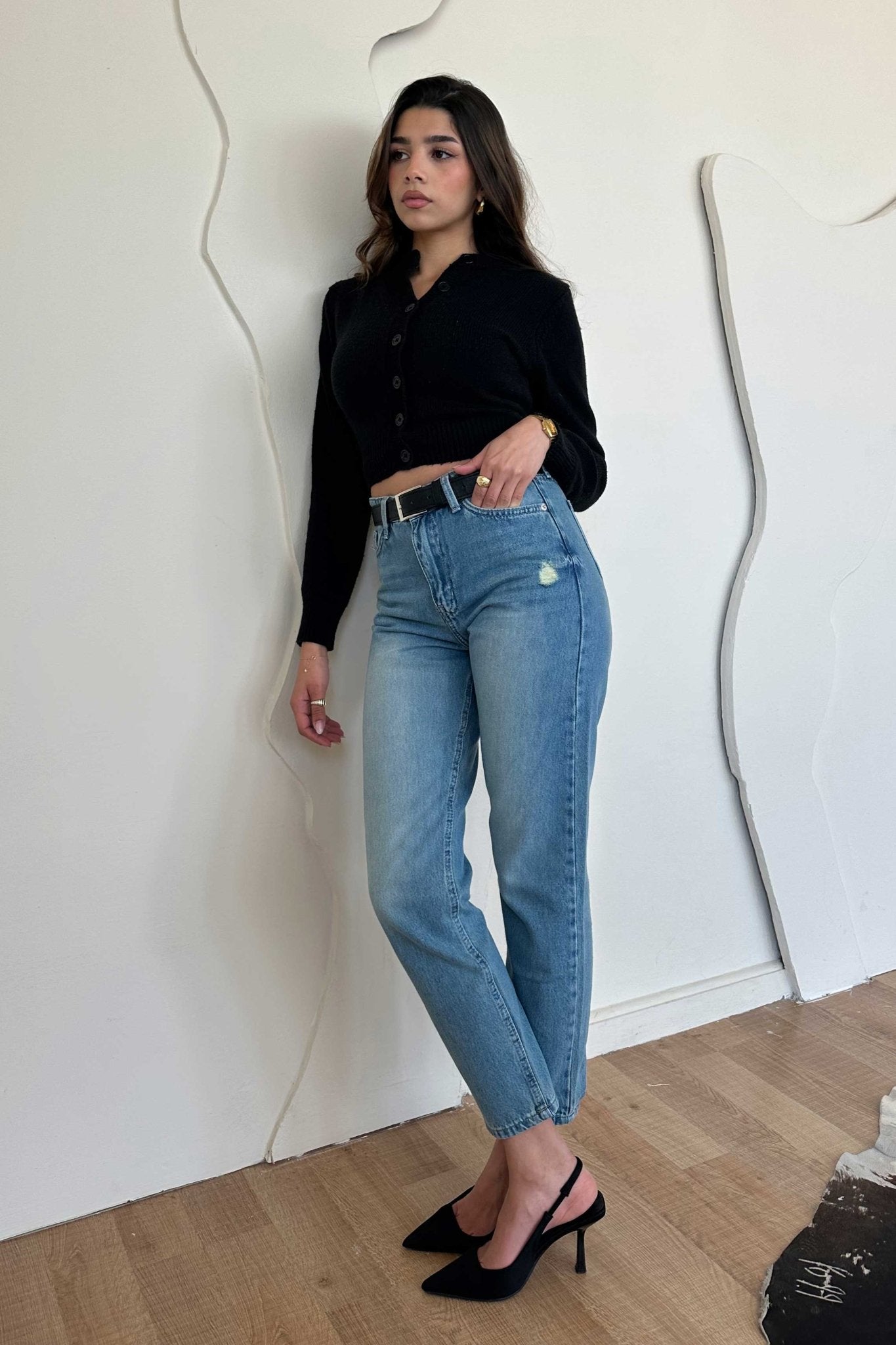 Mom Jeans - High-Waist Medium Blue Washed Mom jeans CIZARO - Cizaro Jeans