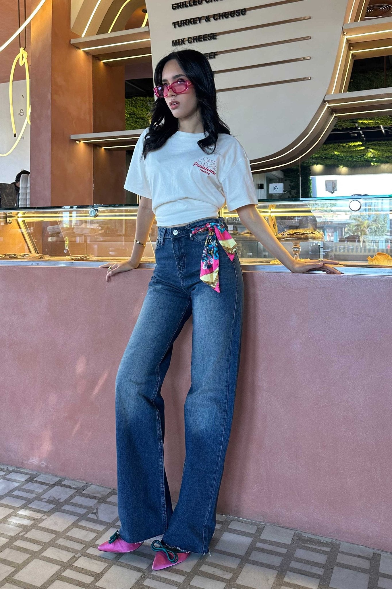 Straight-Leg - High-Waist Dark Wash Raw Hem Jeans Straight-Leg CIZARO - Cizaro Jeans