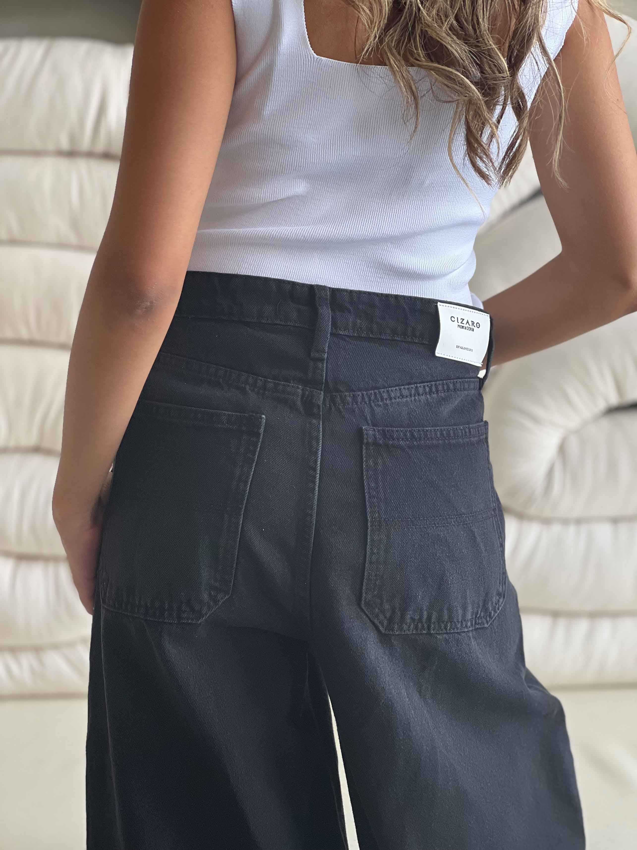 Skater - Charcoal Black. Baggy CIZARO - Cizaro Jeans