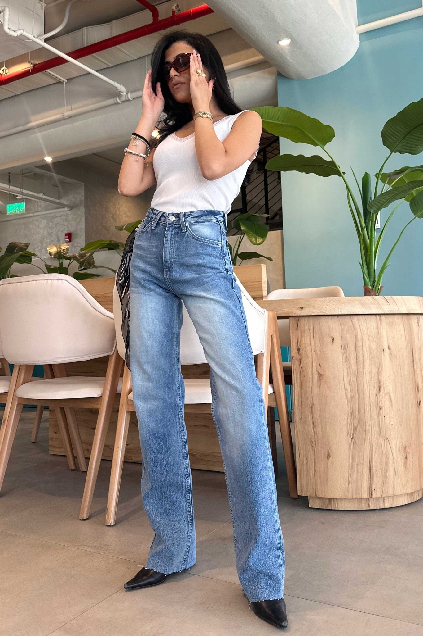 Ultra Comfort | Straight-Leg - High-Waist Raw Hem Medium Washed Blue Jeans Straight CIZARO - Cizaro Jeans