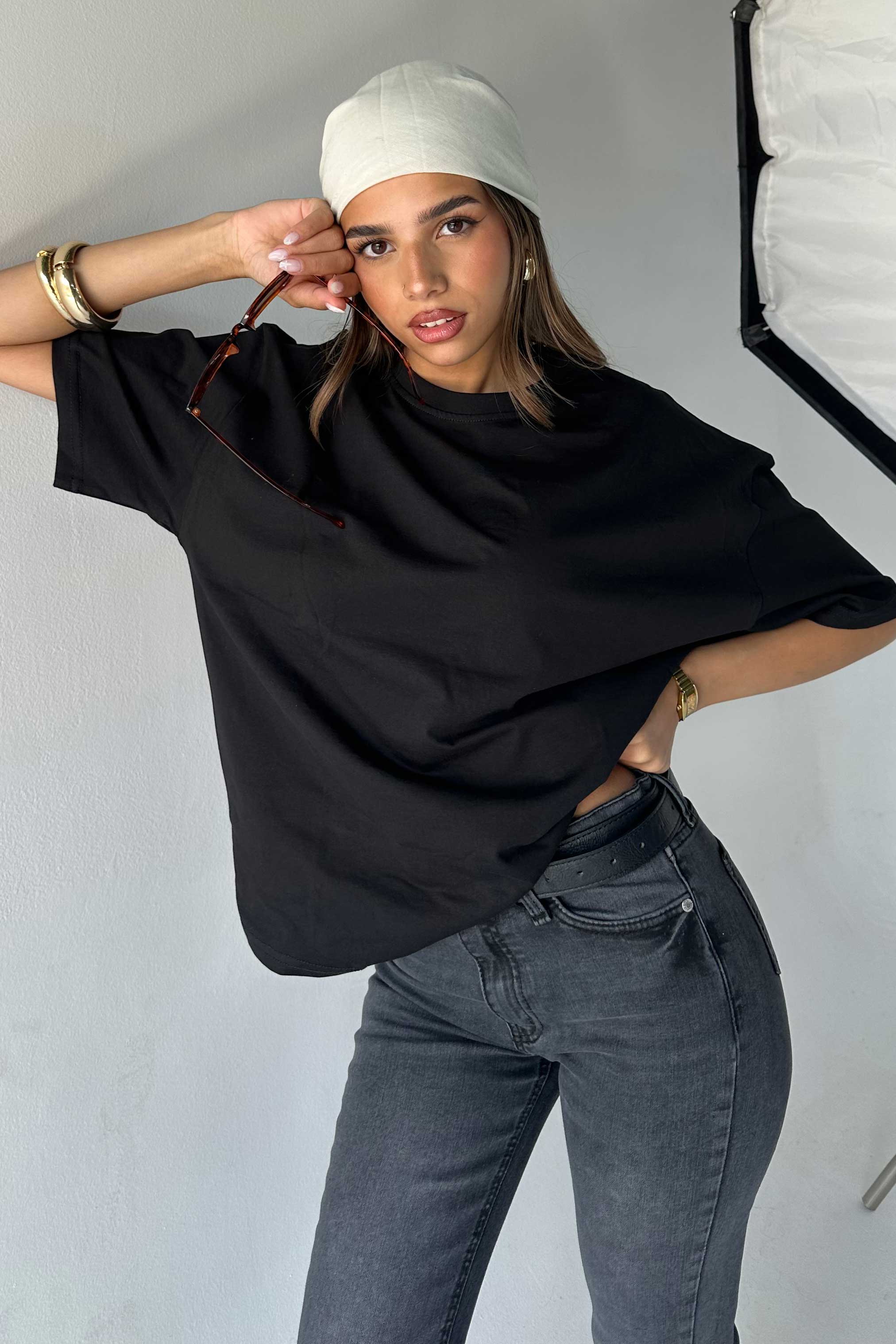 Oversized - High-Round Neck Black Tee T-Shirt - Basics CIZNEW - Cizaro Jeans
