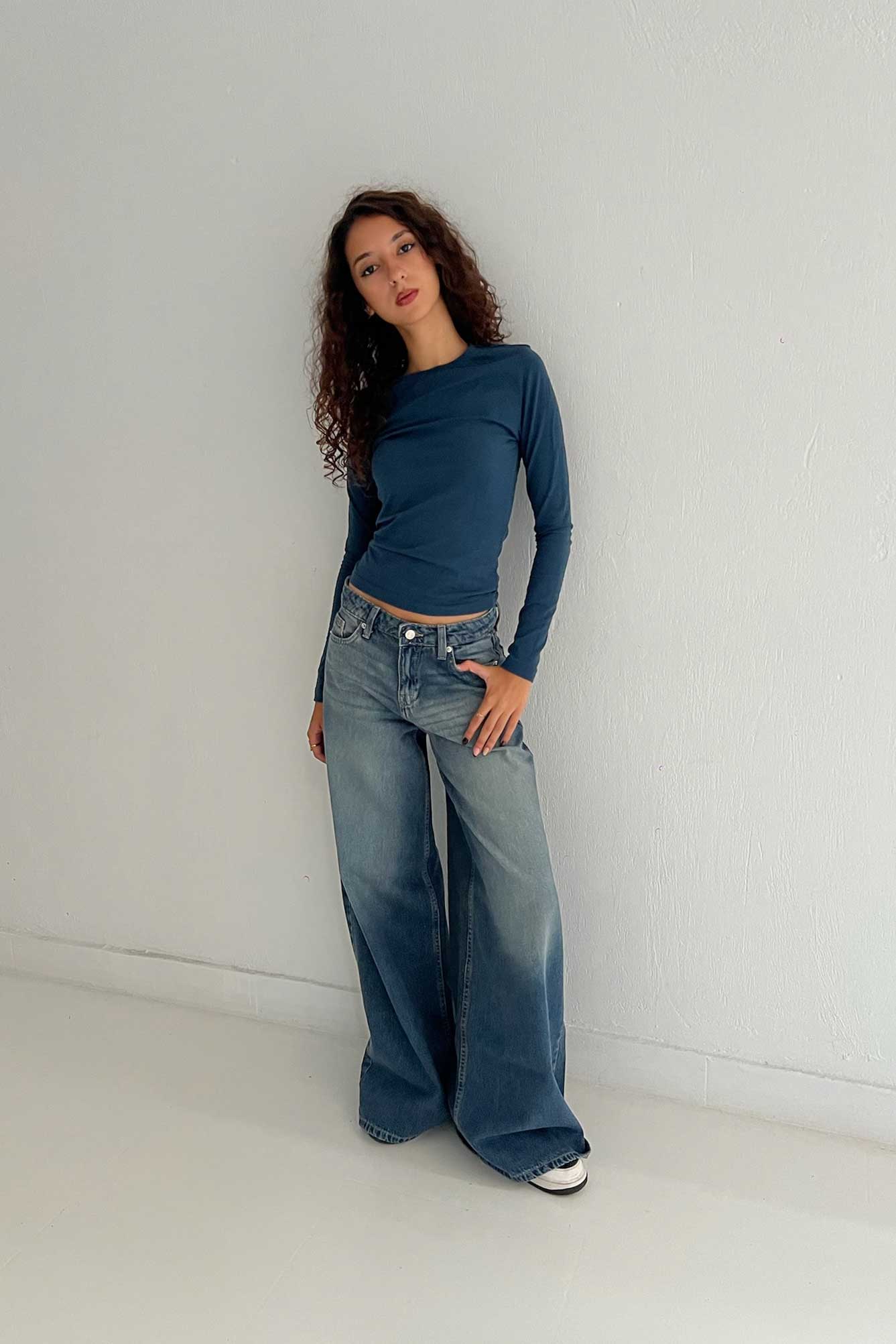 Loose Baggy – Mid Rise Faded Vintage Blue Jeans