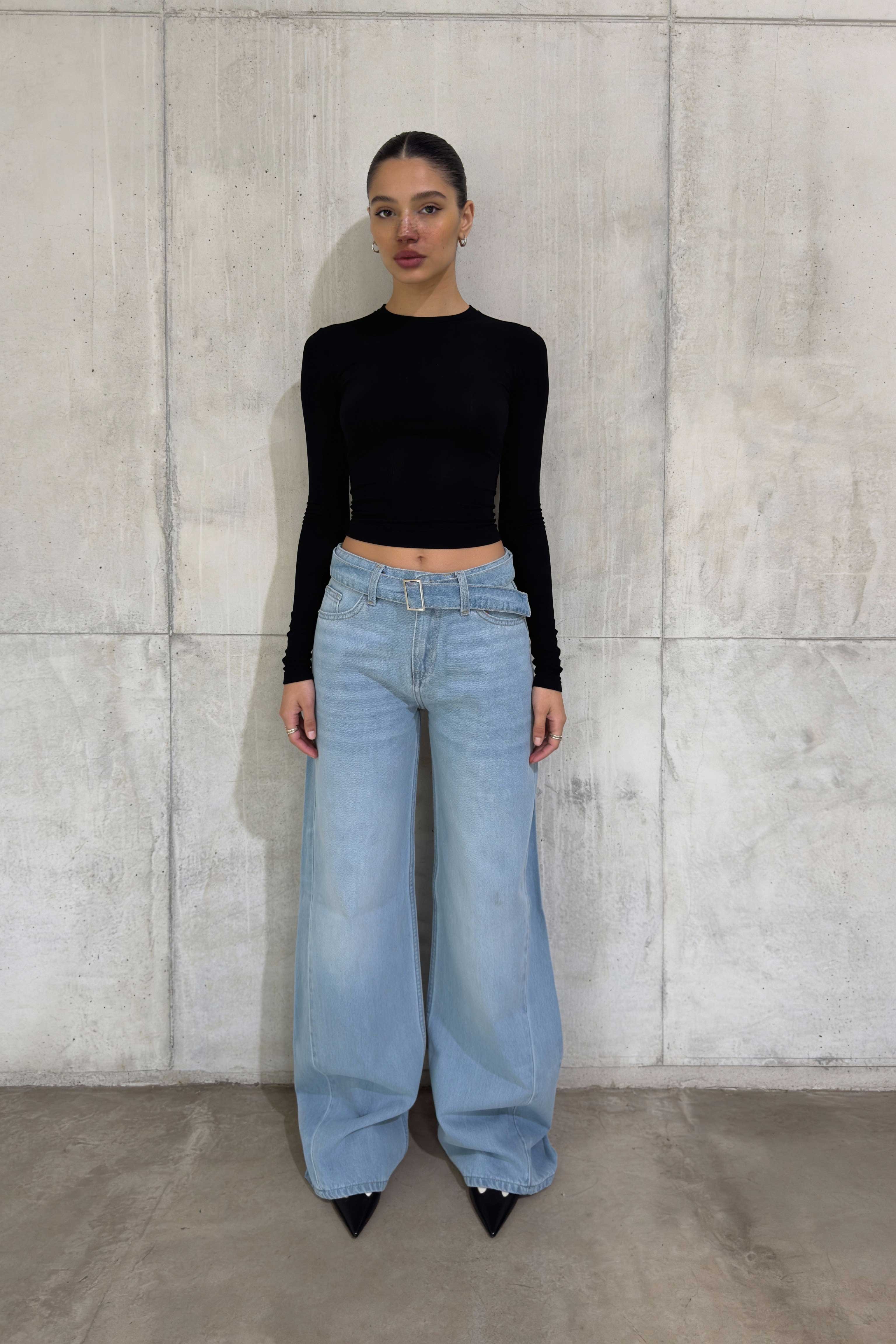 Belted Super Baggy – Mid-Rise Bright Blue Jeans Super Baggy CIZARO - Cizaro Jeans