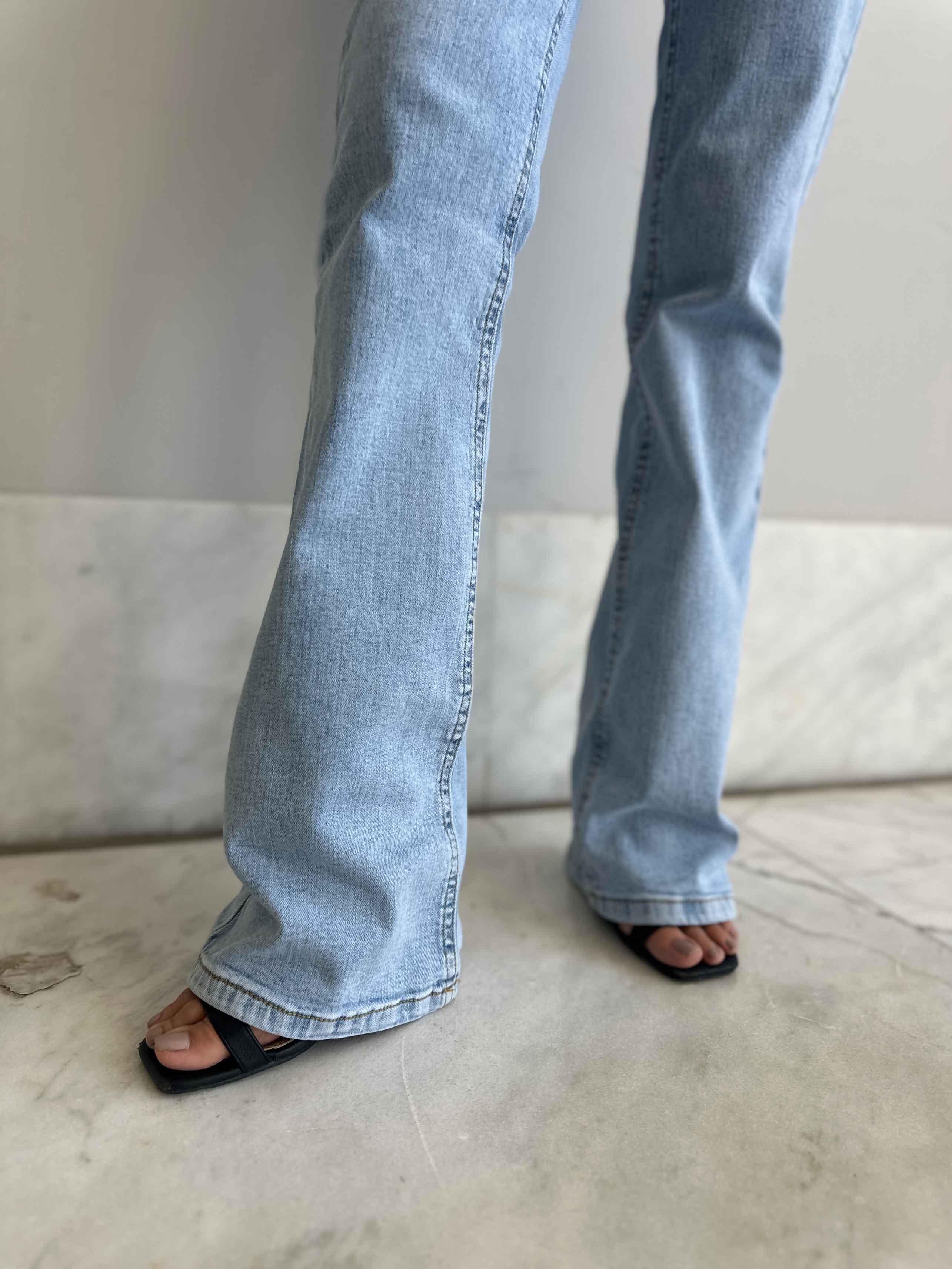 Flared - Light Iced Blue. Flare CIZARO - Cizaro Jeans