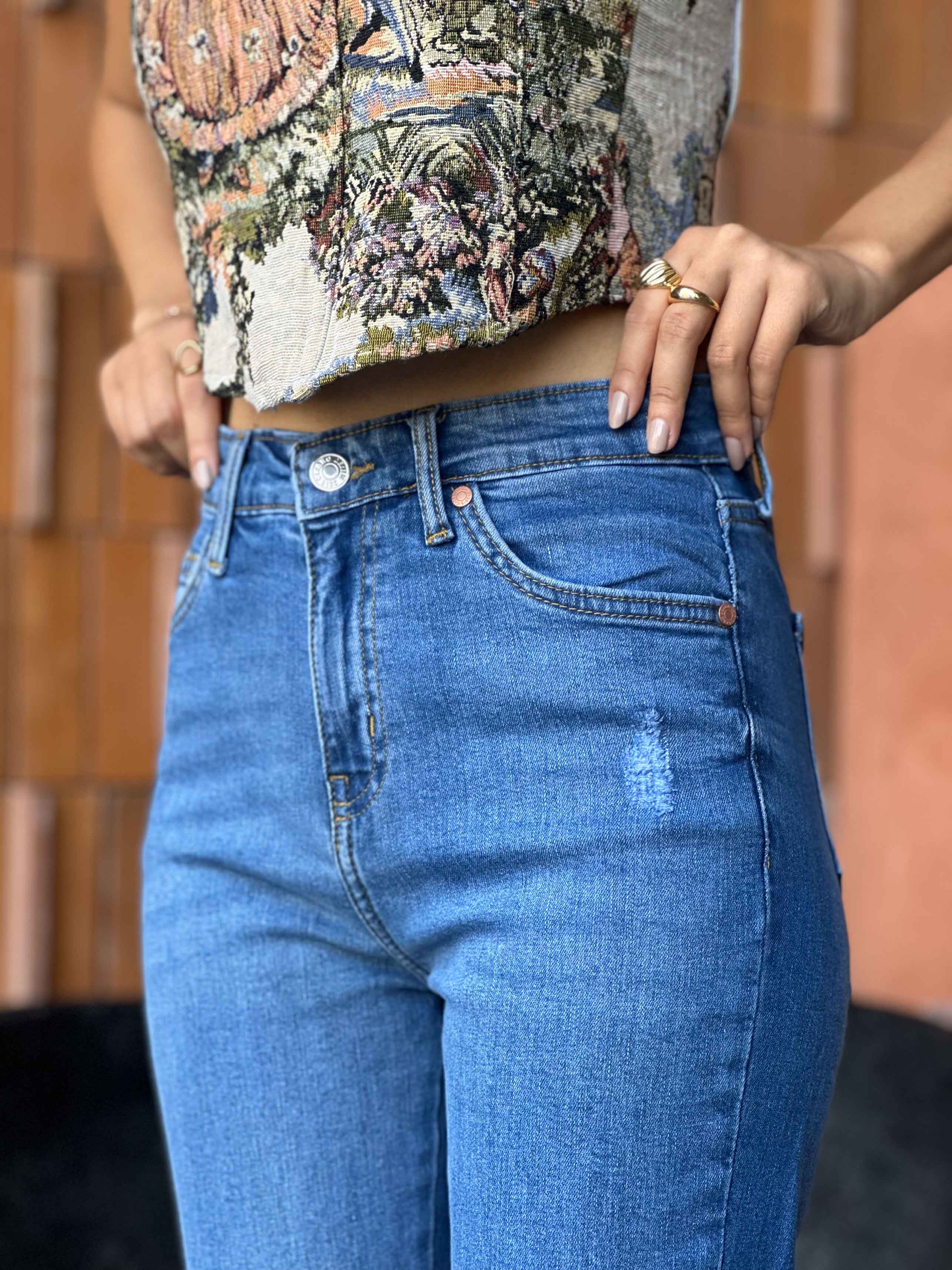 Flared - Mid Blue Split Hem. Flare CIZARO - Cizaro Jeans