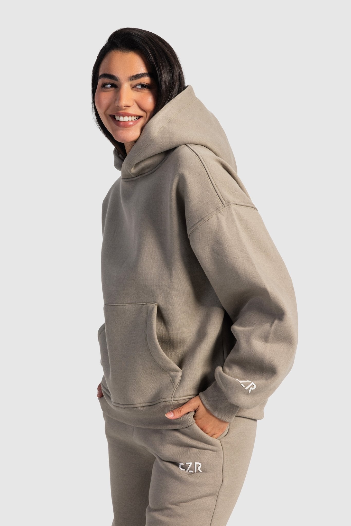 Oversized Hoodie – Olive Hoodie CIZARO - Cizaro Jeans