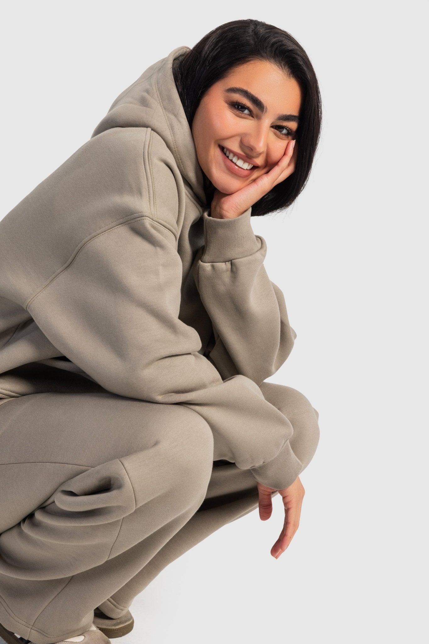 Oversized Hoodie – Olive Hoodie CIZARO - Cizaro Jeans