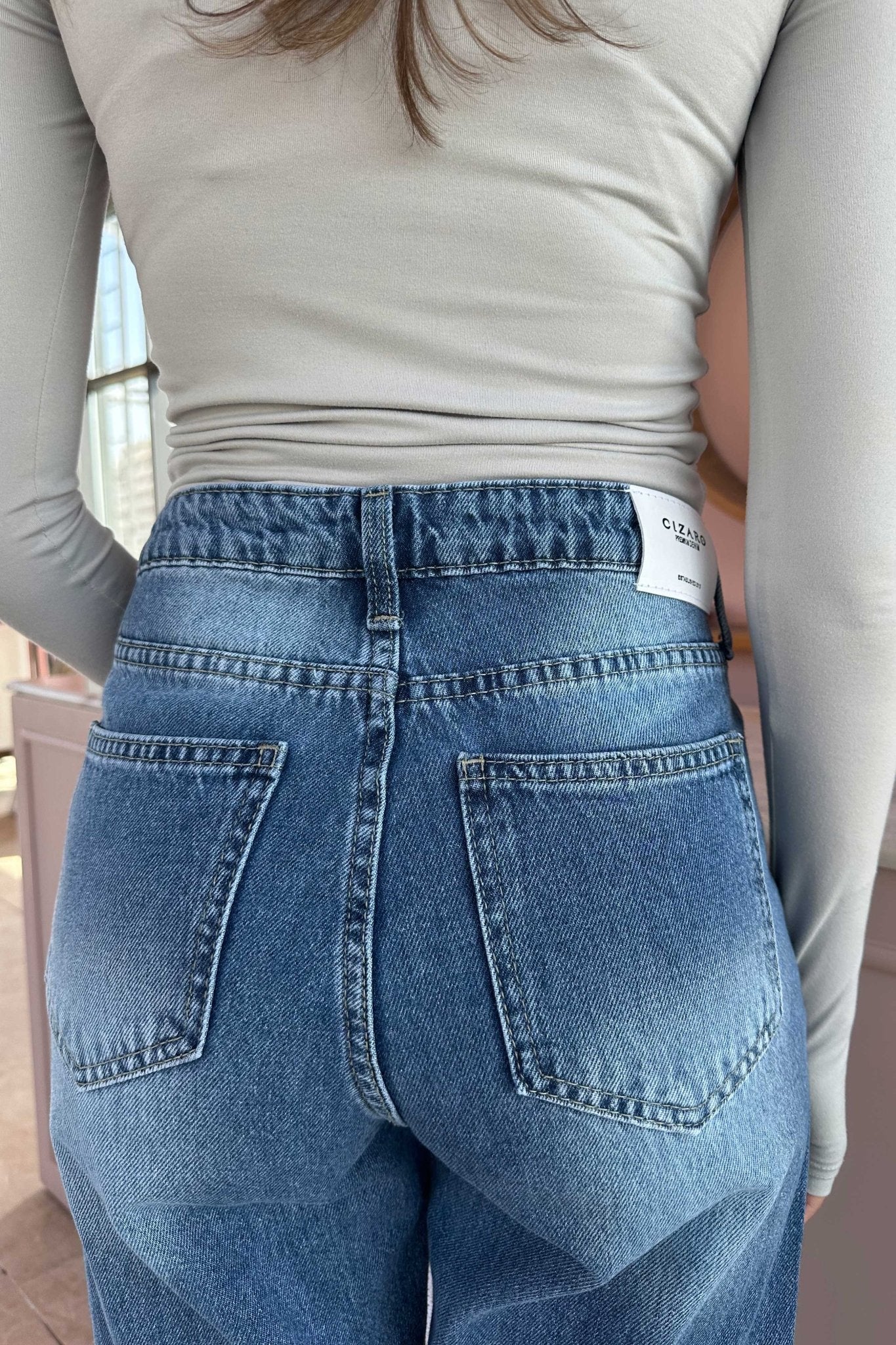 Mom-Fit - High-Waisted Ankle-length Medium Blue Mom-Fit CIZARO - Cizaro Jeans