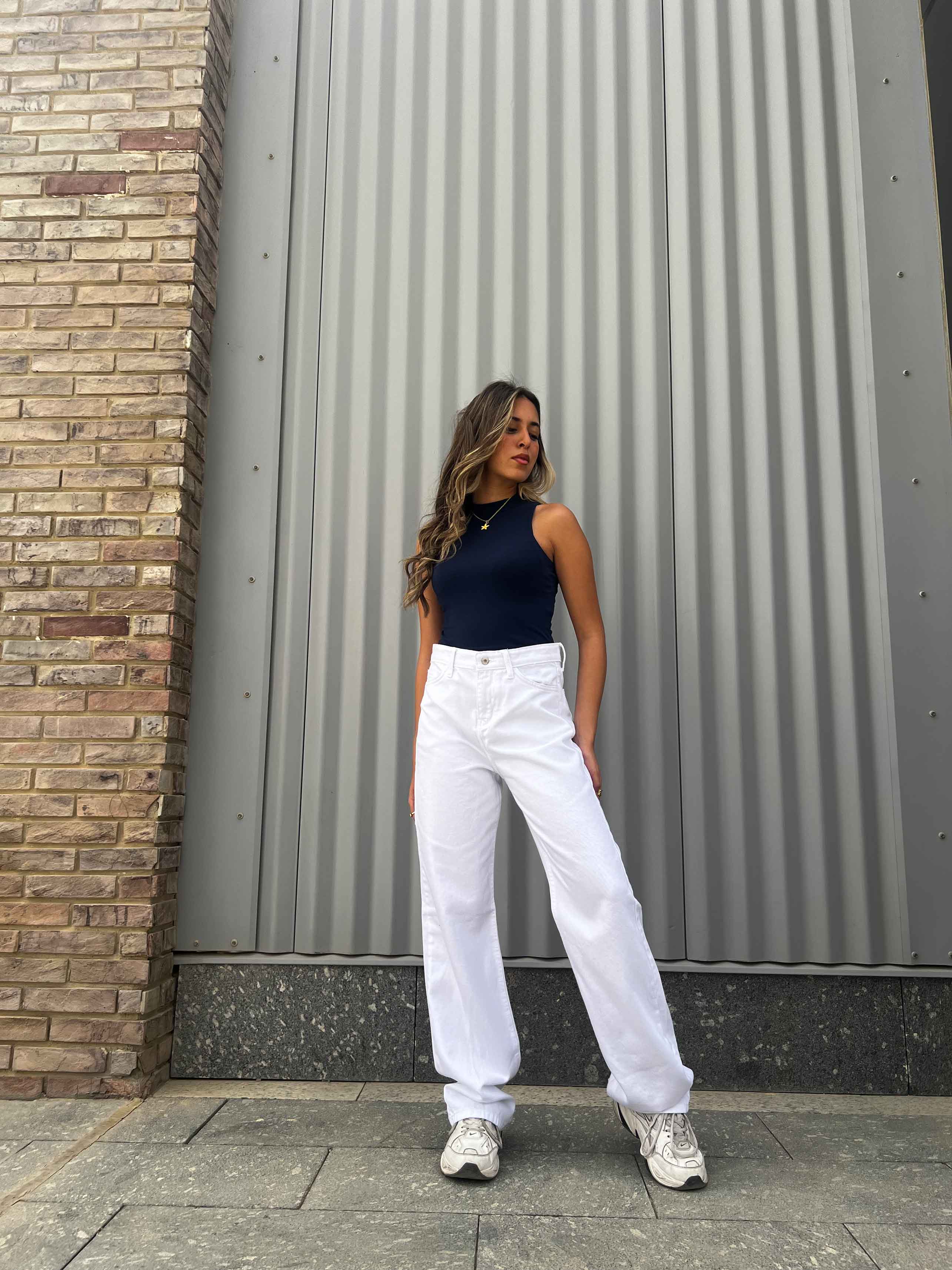 Straight - High Waist White. Straight-Leg CIZARO - Cizaro Jeans