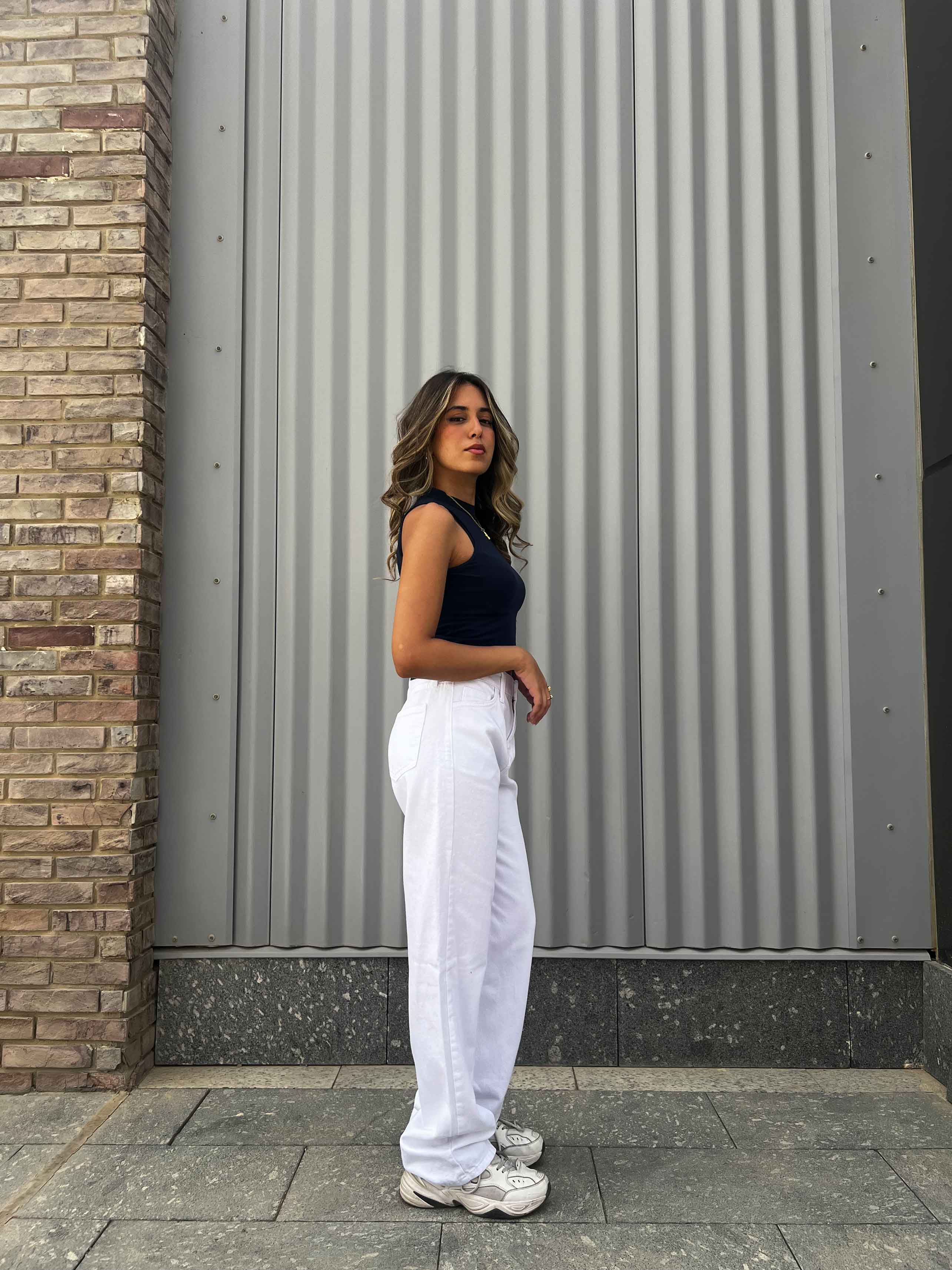 Straight - High Waist White. Straight-Leg CIZARO - Cizaro Jeans