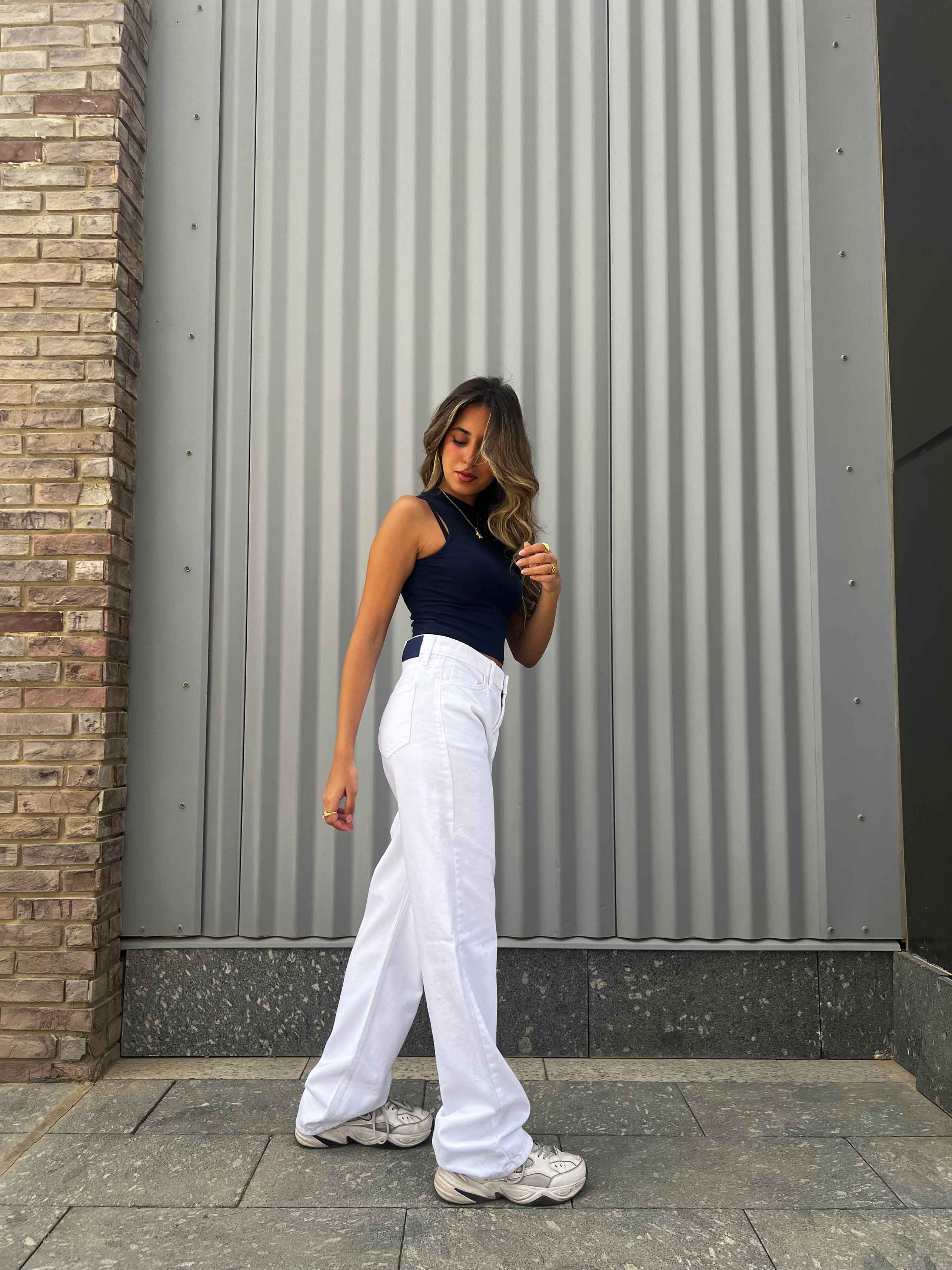 Straight - High Waist White. Straight-Leg CIZARO - Cizaro Jeans