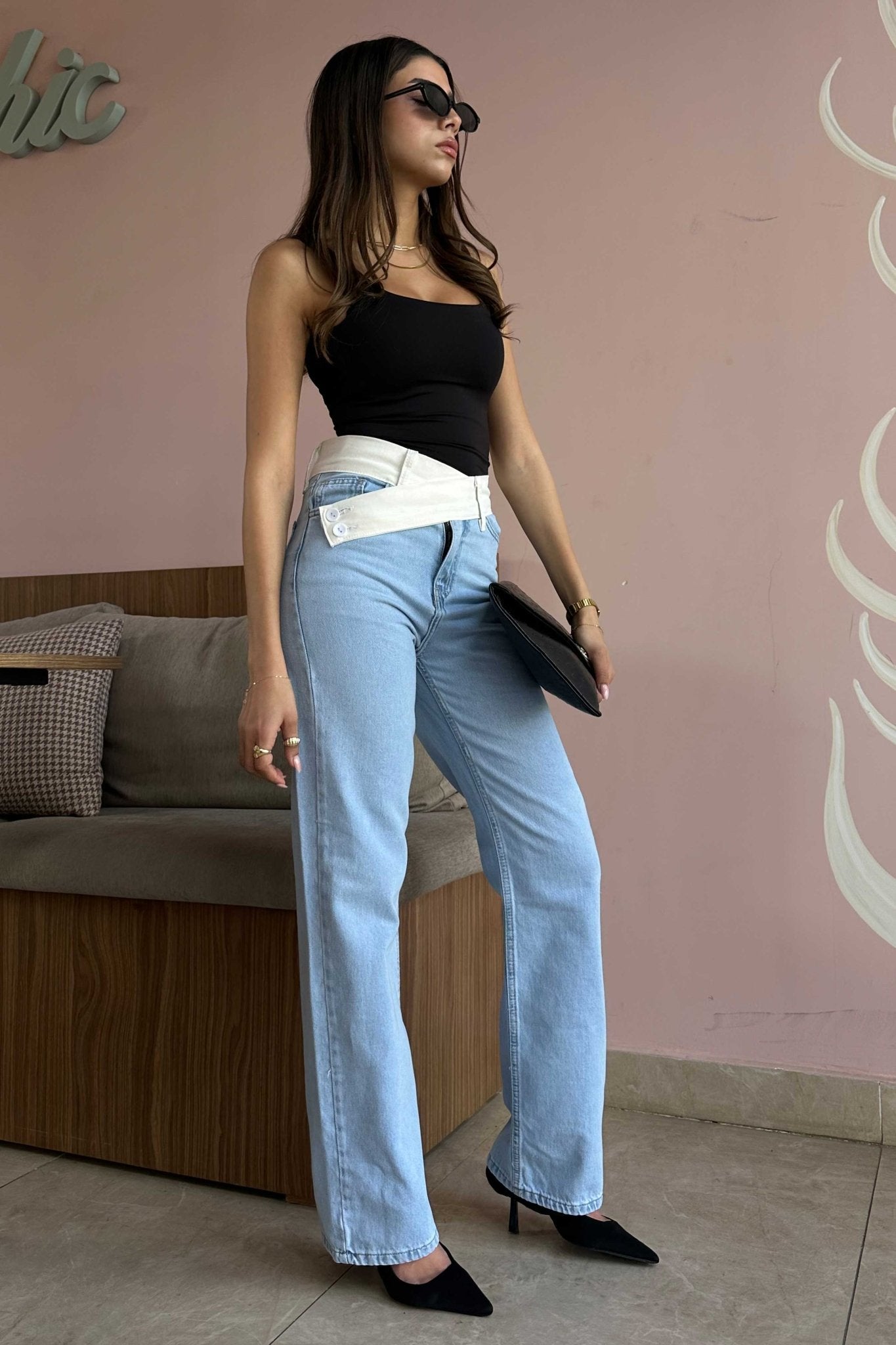 Straight-Leg - High-Waist Light Wash Jeans with White Folded Waistband Straight Leg CIZARO - Cizaro Jeans