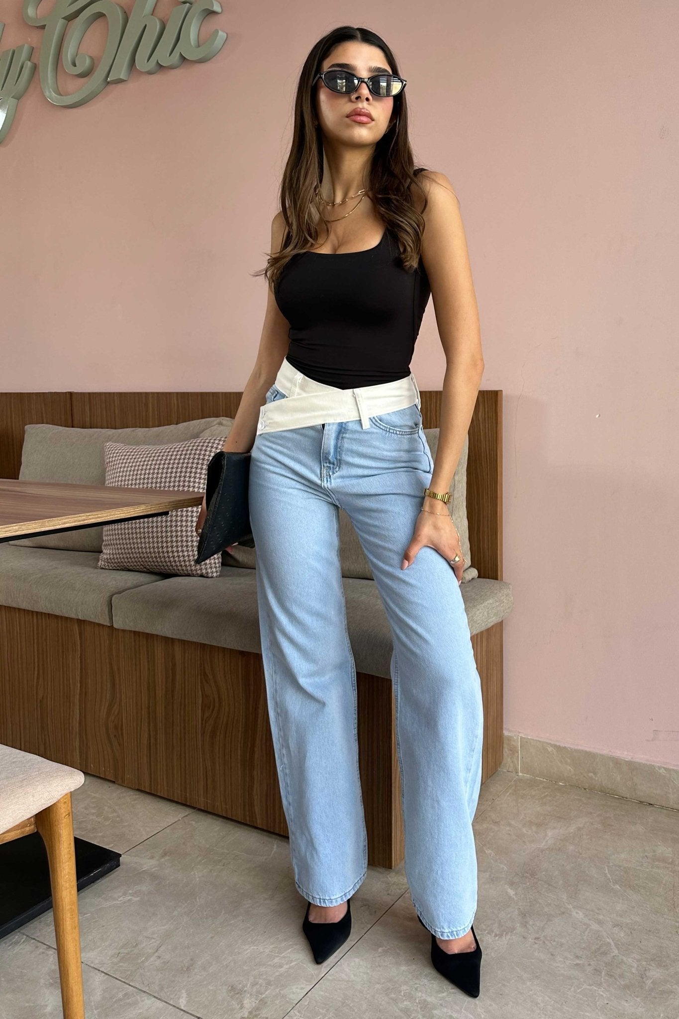 Straight-Leg - High-Waist Light Wash Jeans with White Folded Waistband Straight Leg CIZARO - Cizaro Jeans
