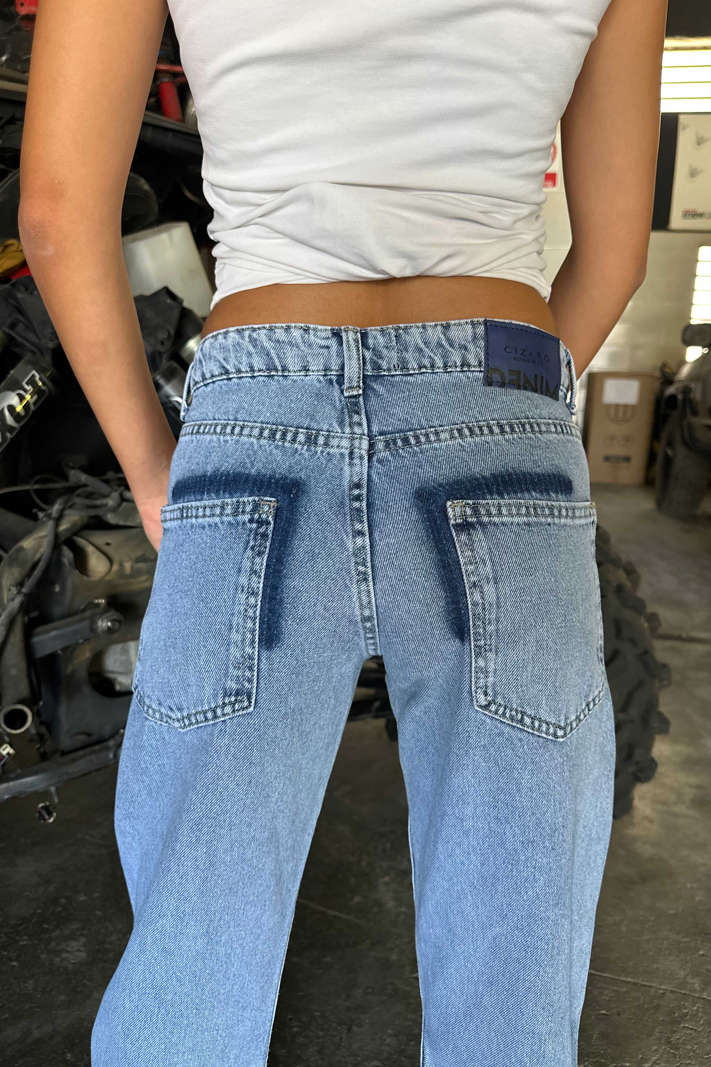 Straight Wide-Leg - Low Waist Light Blue Acid Wash Jeans