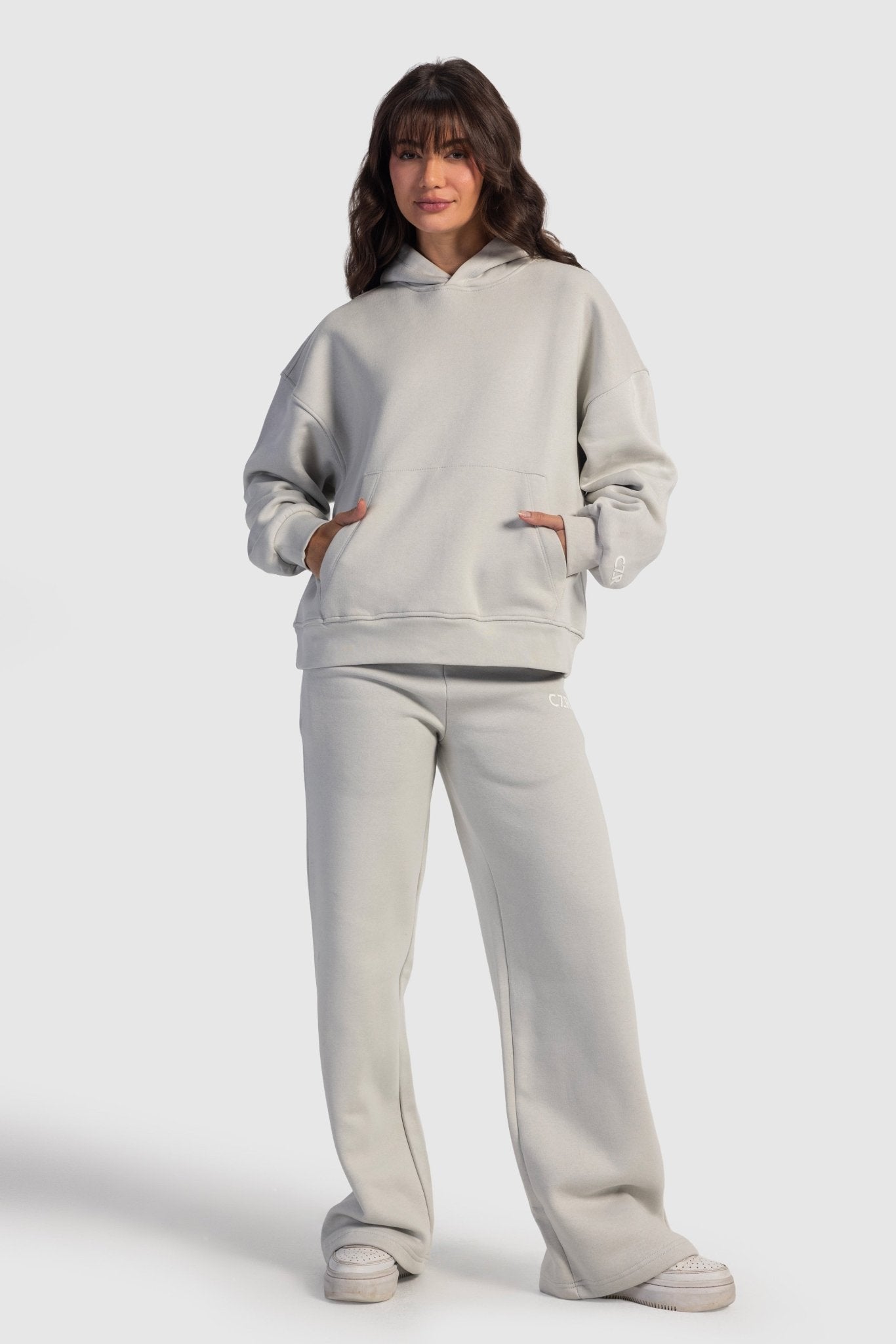Wide-Leg Sweatpants In Light Grey pant CIZARO - Cizaro Jeans