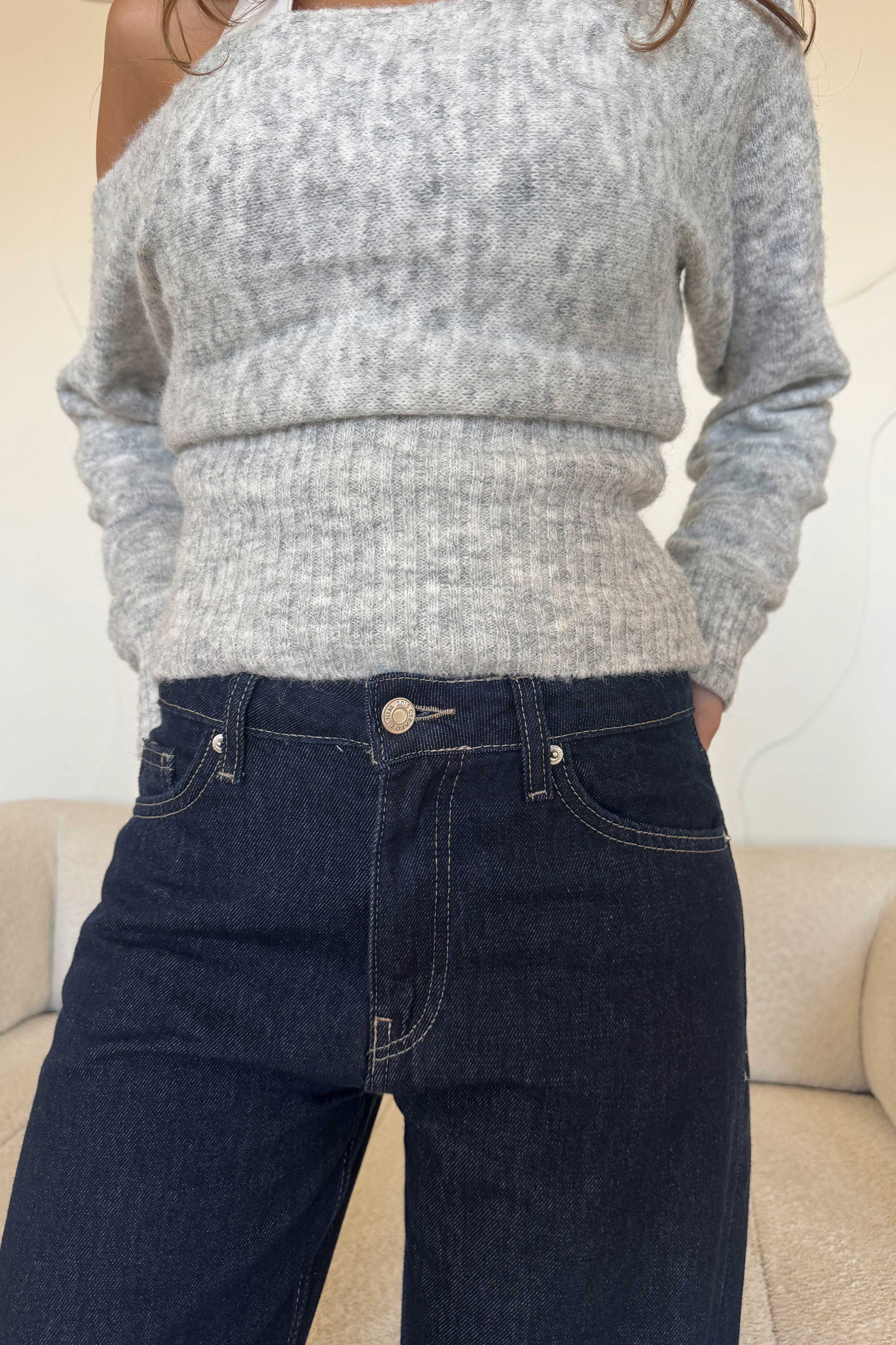 Wide Leg – Mid-Rise Raw Denim Jeans