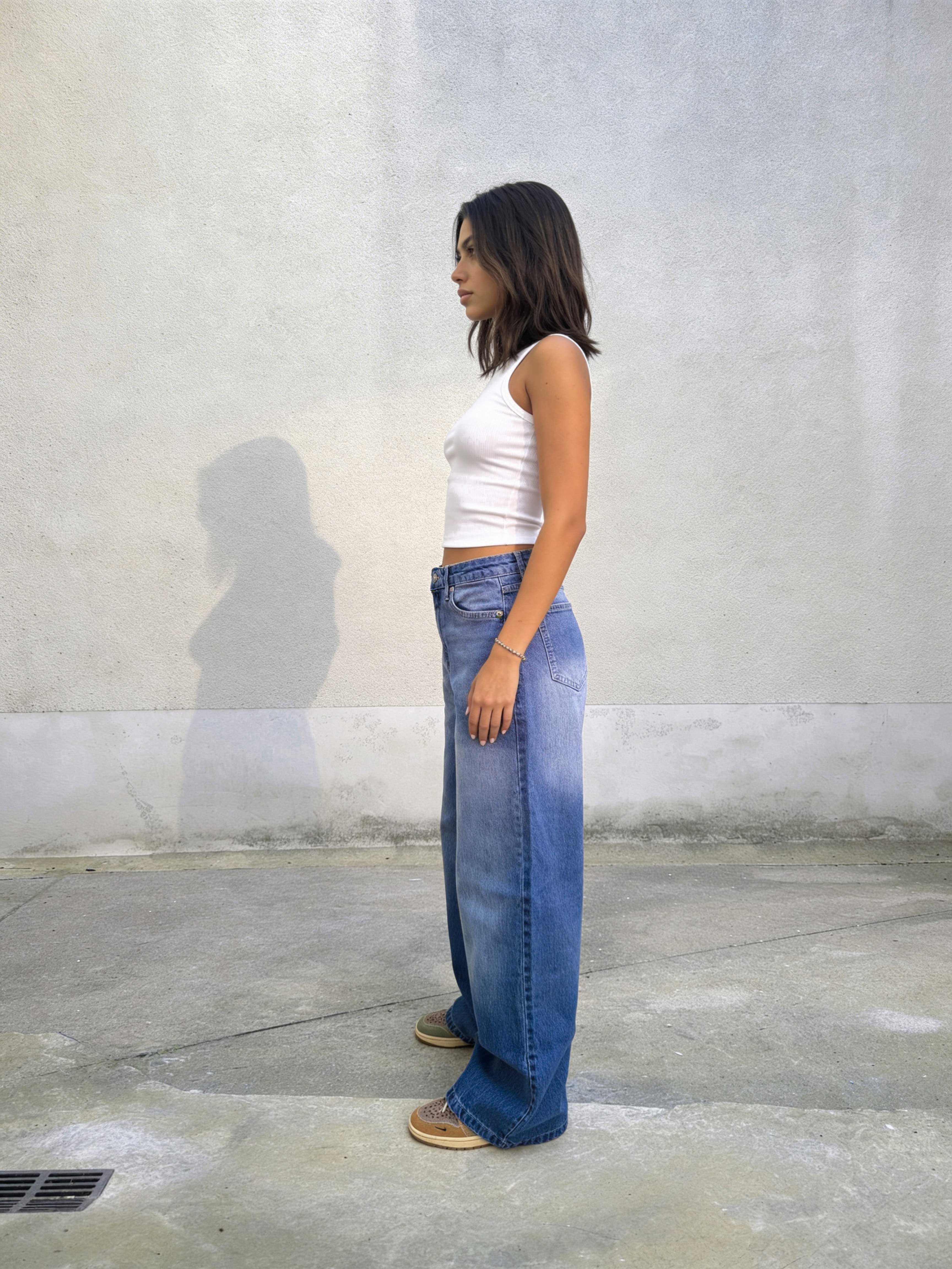 Ultra Comfort Wide-Leg – High-Waist Vibrant Blue Jeans