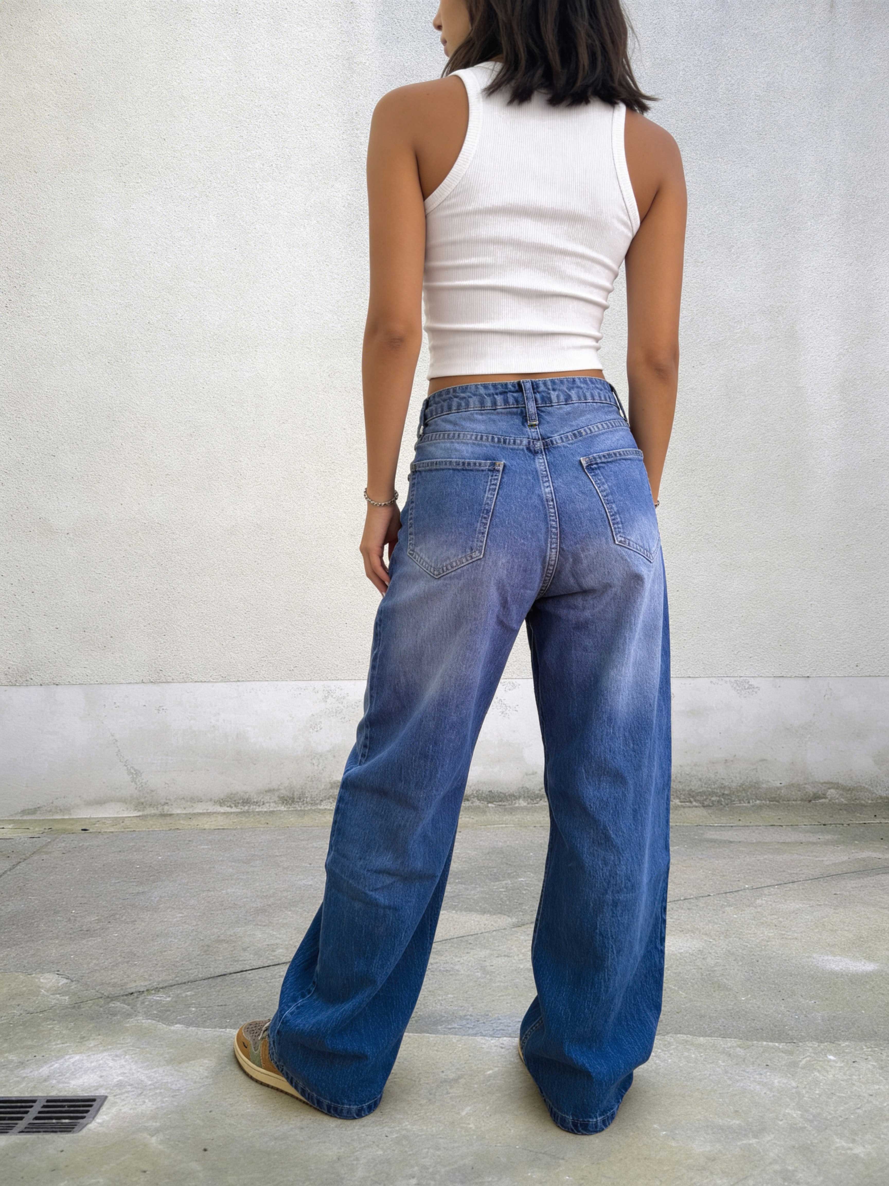 Ultra Comfort Wide-Leg – High-Waist Vibrant Blue Jeans