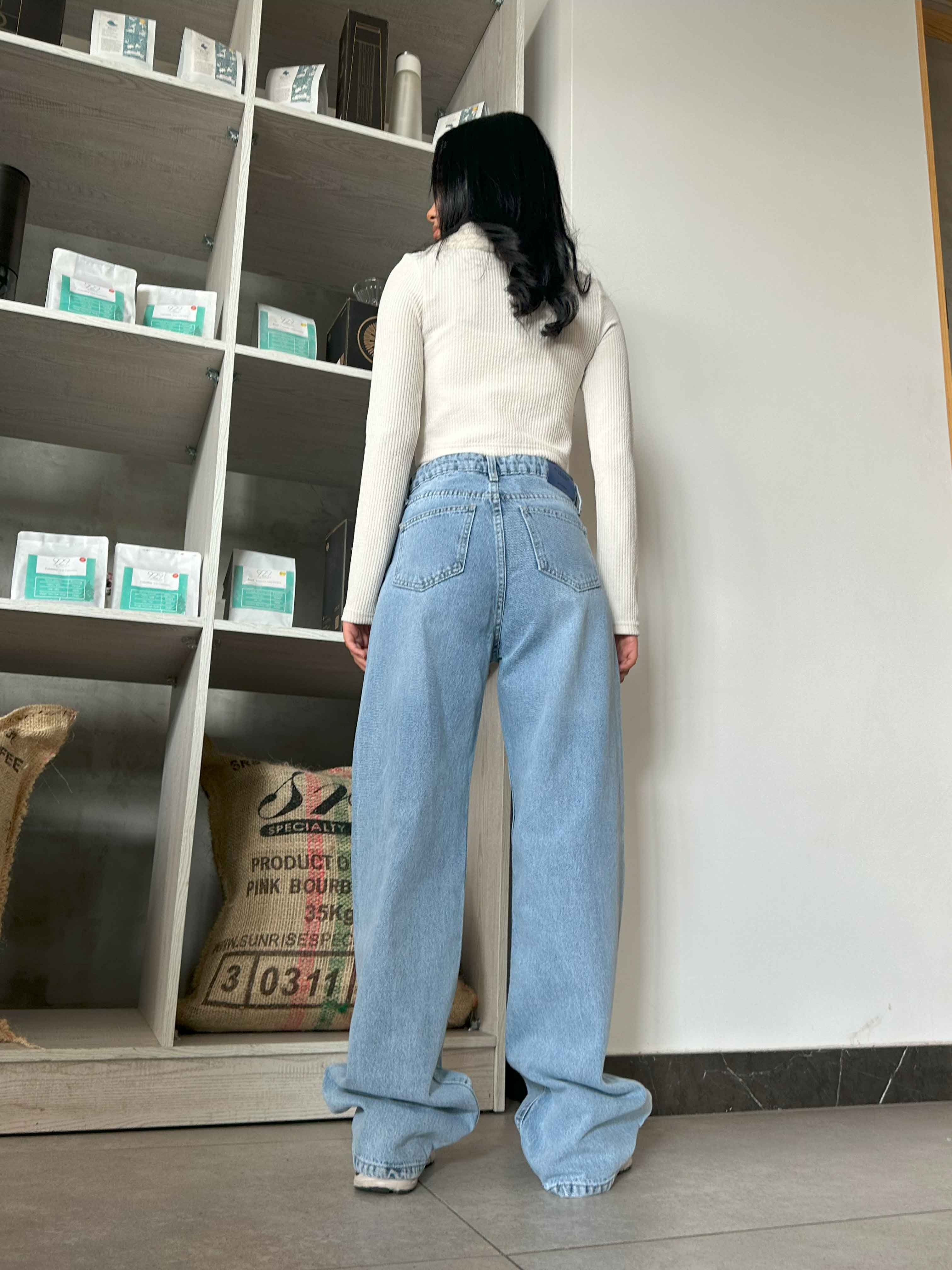 Wide Leg - Soft Iced Blue Wash Jeans. Wide-Leg CIZARO - Cizaro Jeans