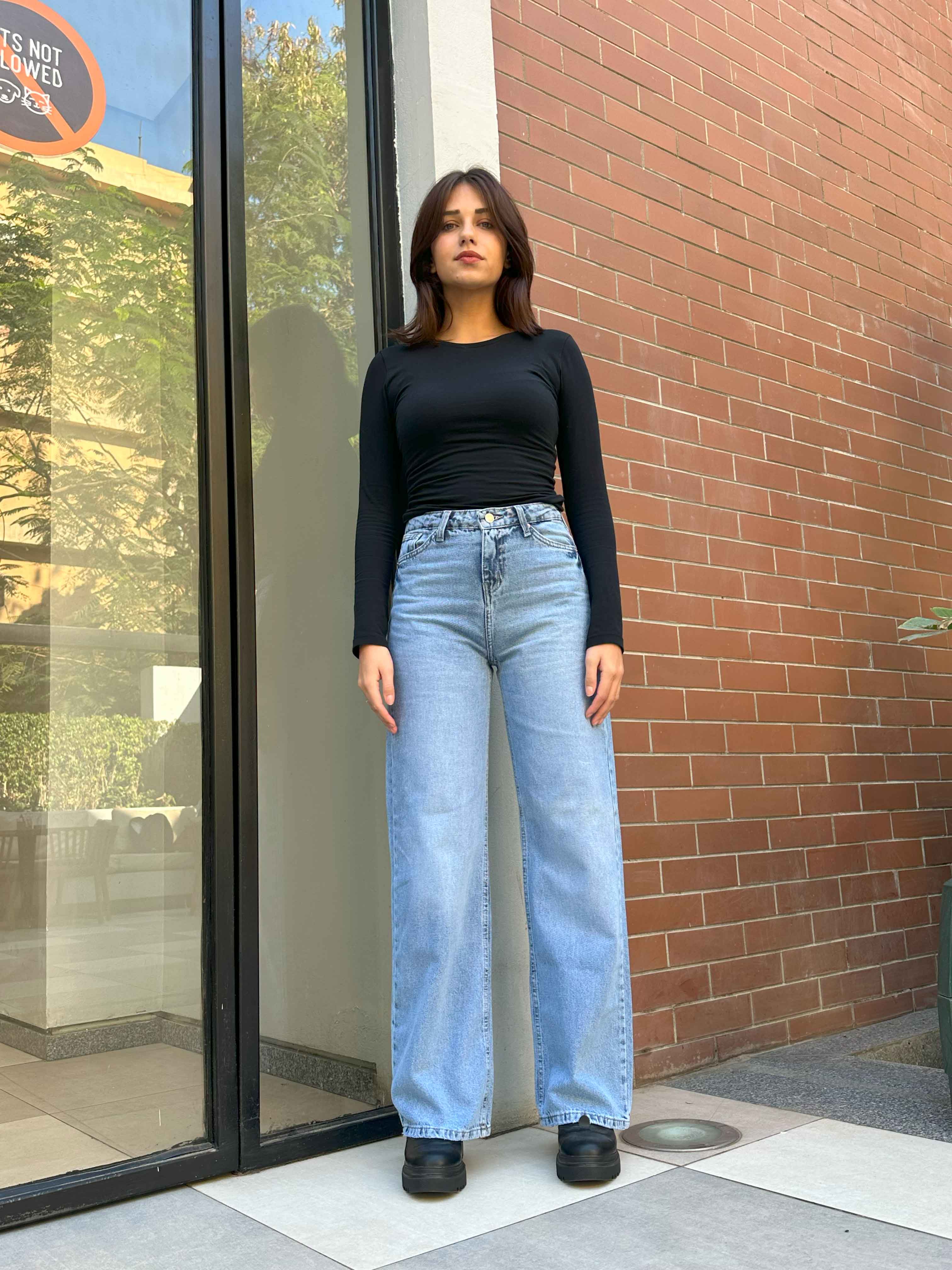 Straight Leg - Light Acid Blue Wash Jeans. Straight-Leg CIZARO - Cizaro Jeans