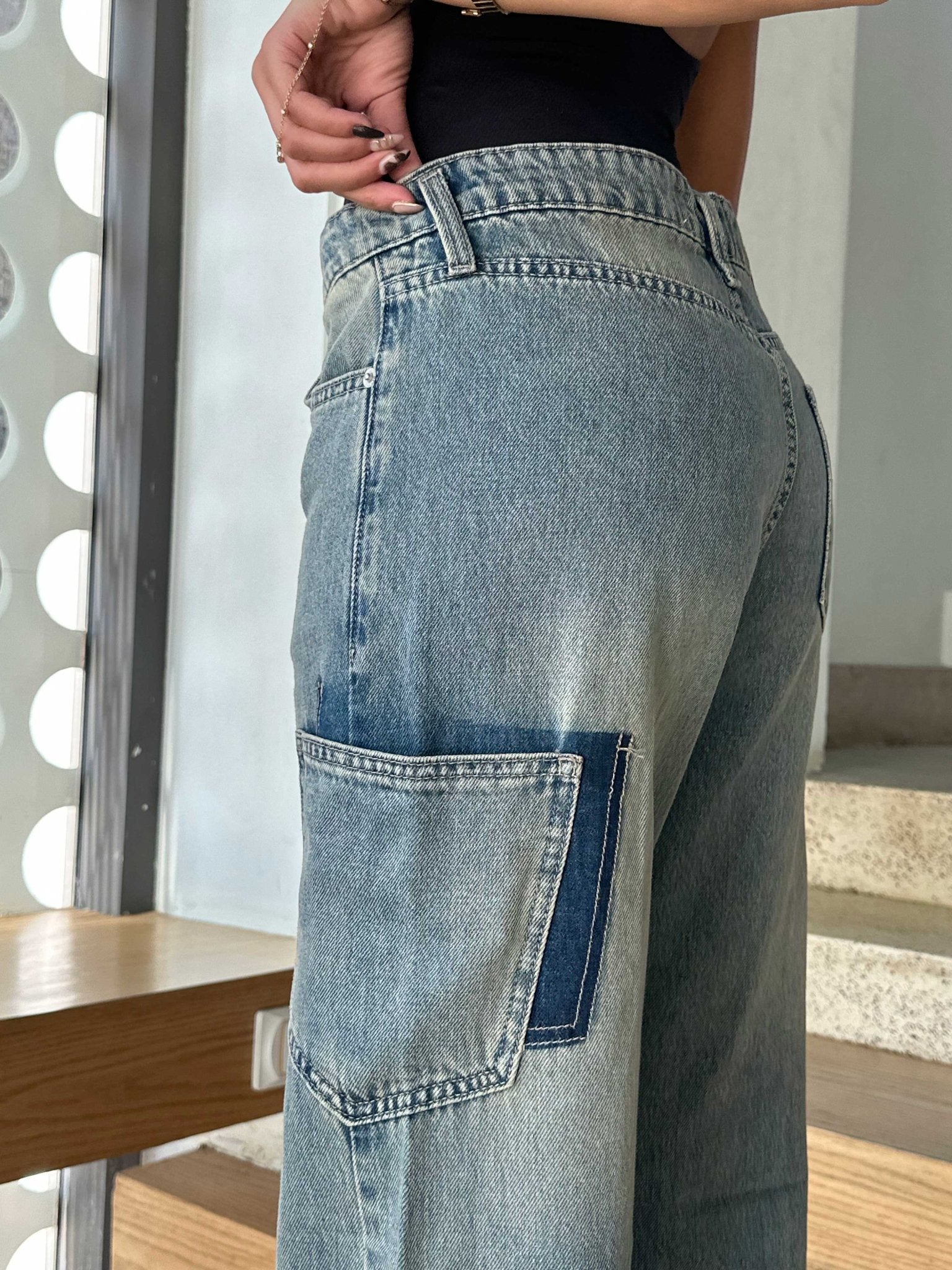 Pocket Wide Leg - Medium Blue Dirty Washed Jeans. Wide-Leg CIZARO - Cizaro Jeans