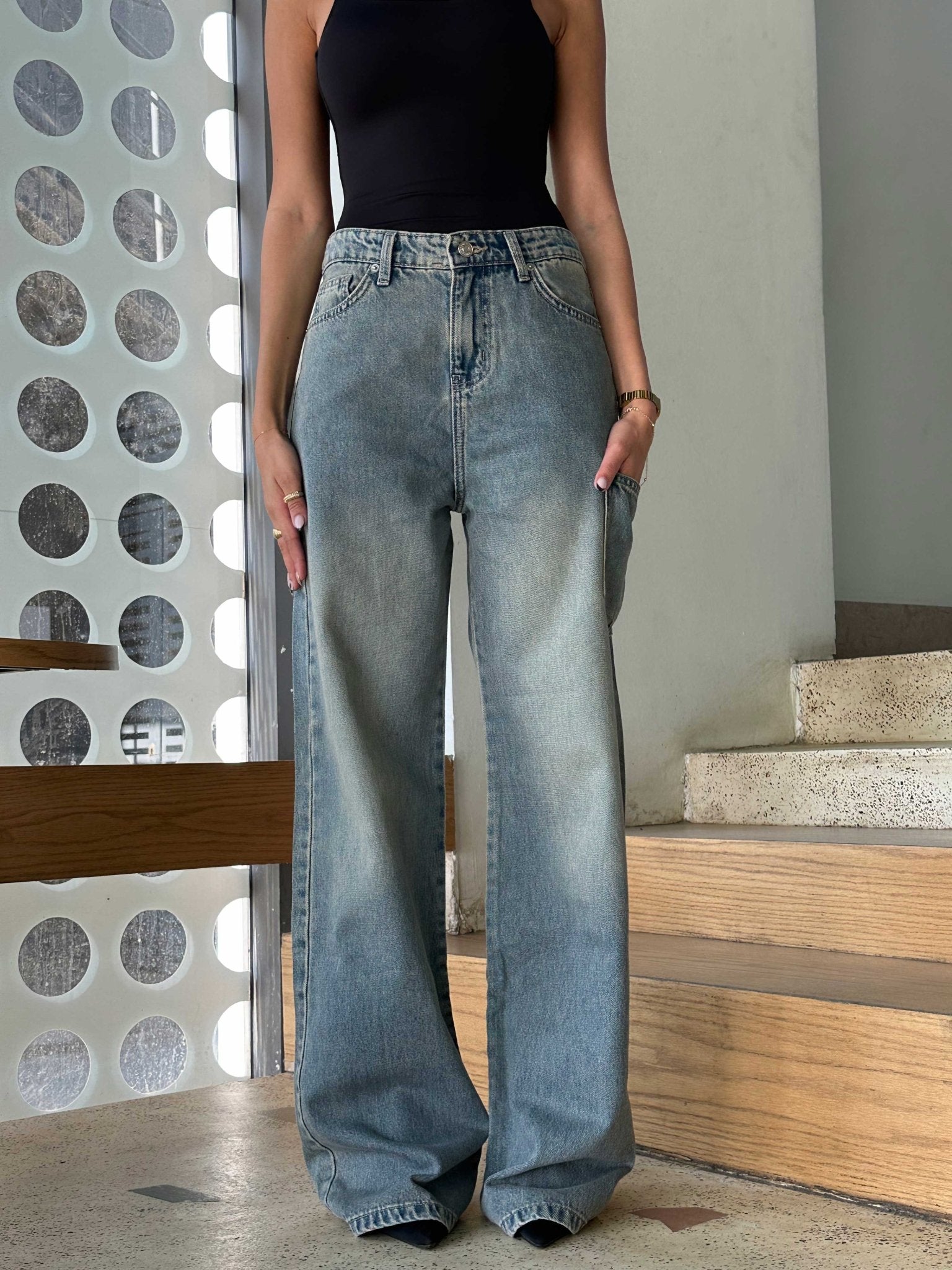 Pocket Wide Leg - Medium Blue Dirty Washed Jeans. Wide-Leg CIZARO - Cizaro Jeans