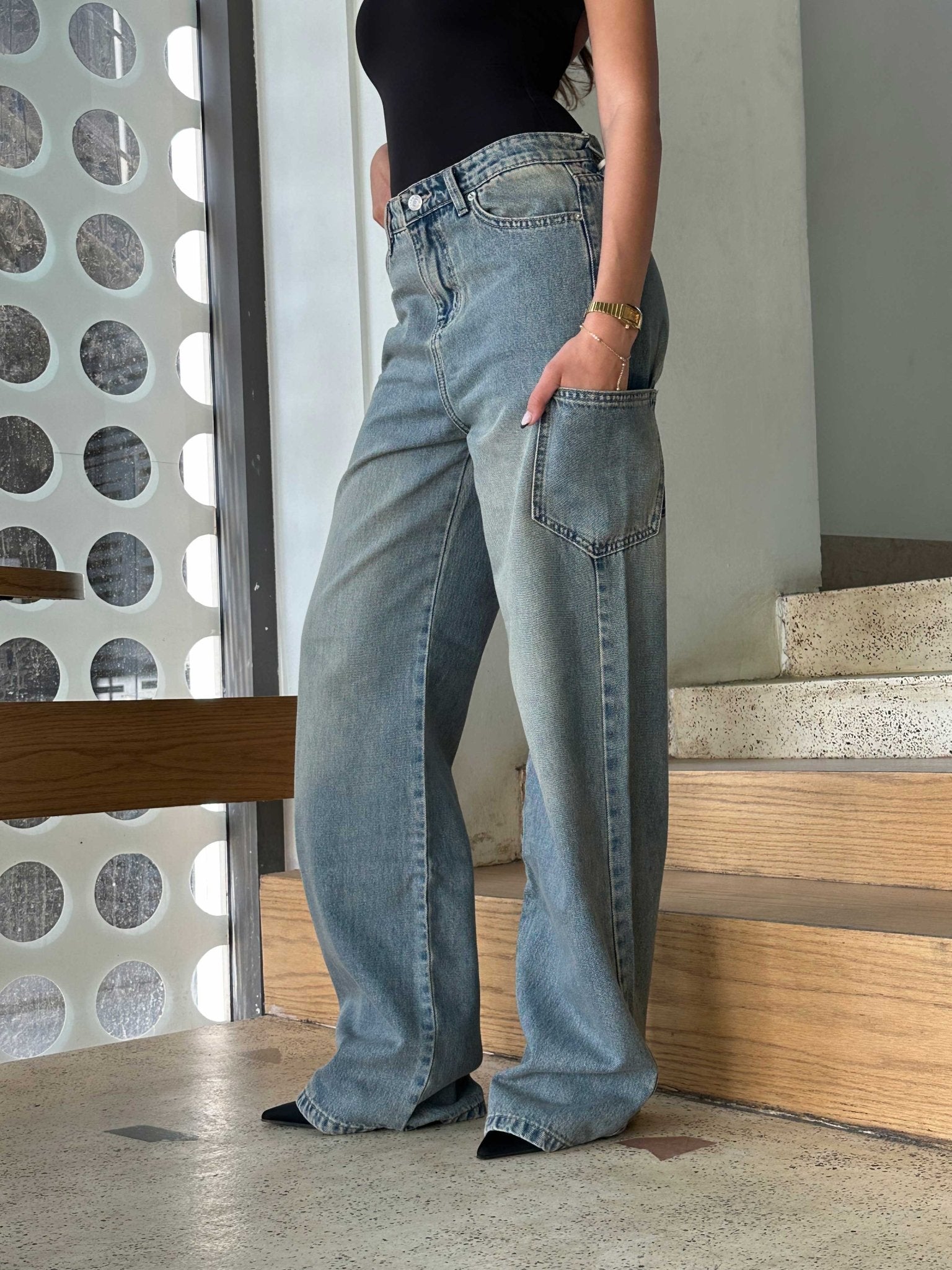 Pocket Wide Leg - Medium Blue Dirty Washed Jeans. Wide-Leg CIZARO - Cizaro Jeans