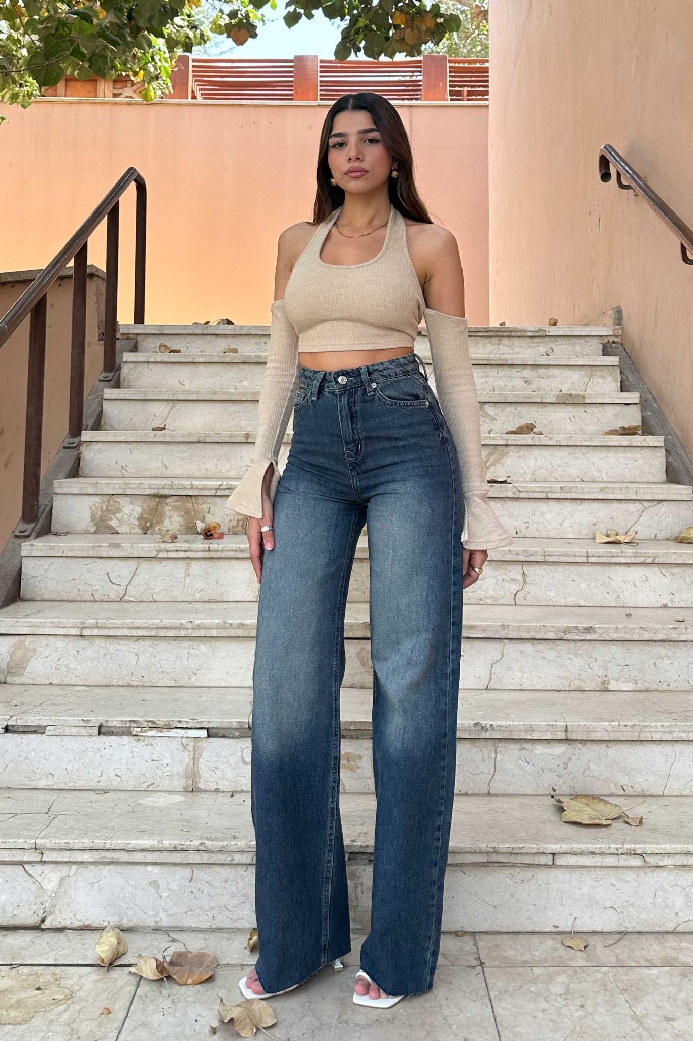 Straight-Leg - High-Waist Dark Dirty Vintage Wash Raw Hem Jeans Straight Jeans CIZARO - Cizaro Jeans