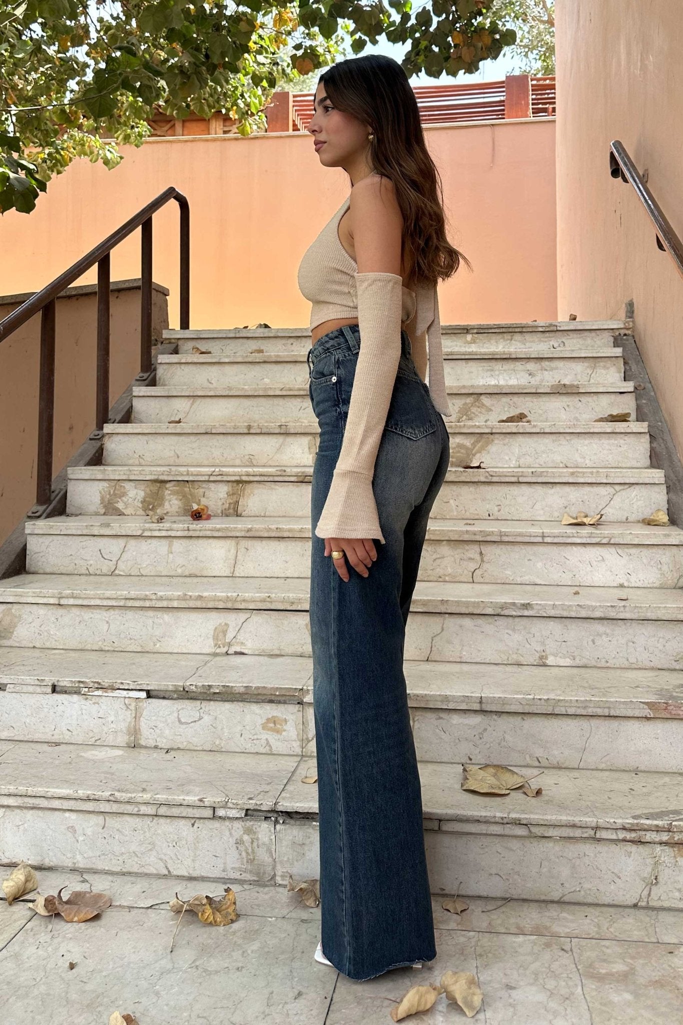 Straight-Leg - High-Waist Dark Dirty Vintage Wash Raw Hem Jeans Straight Jeans CIZARO - Cizaro Jeans