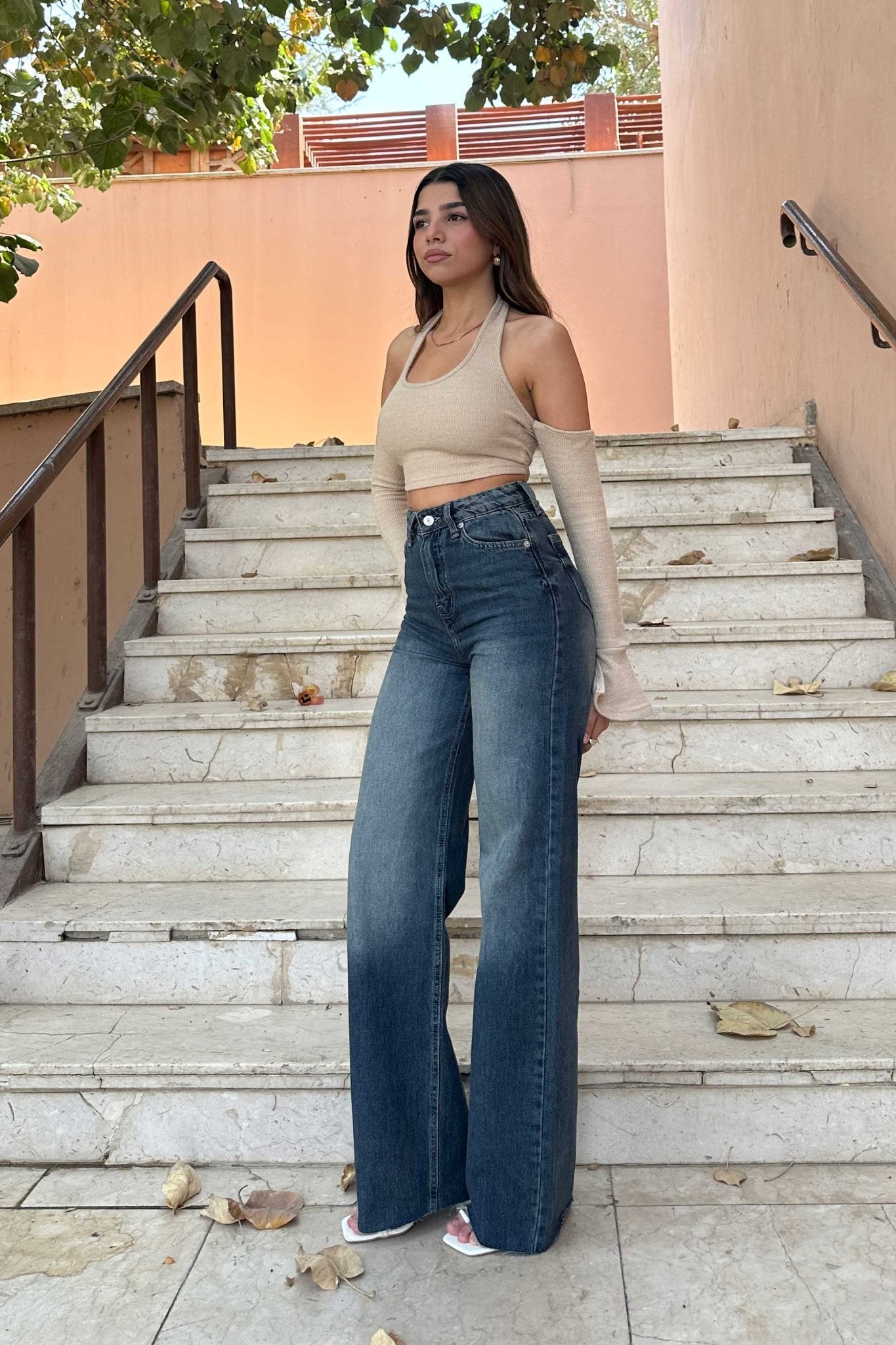 Straight-Leg - High-Waist Dark Dirty Vintage Wash Raw Hem Jeans Straight Jeans CIZARO - Cizaro Jeans