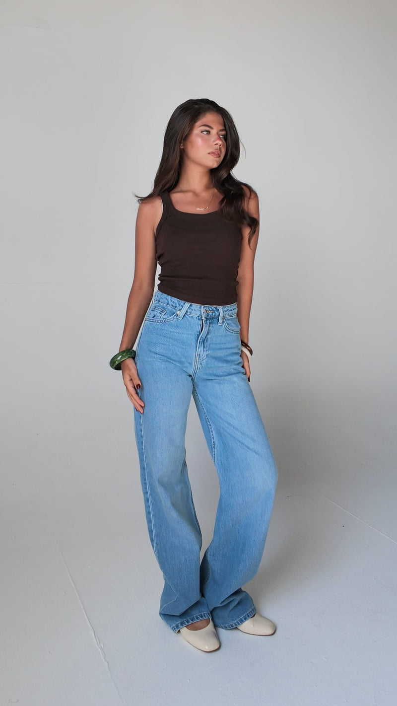 Wide-Leg High-Waist Light Wash Blue Jeans Wide-leg Cizaro - Cizaro Jeans