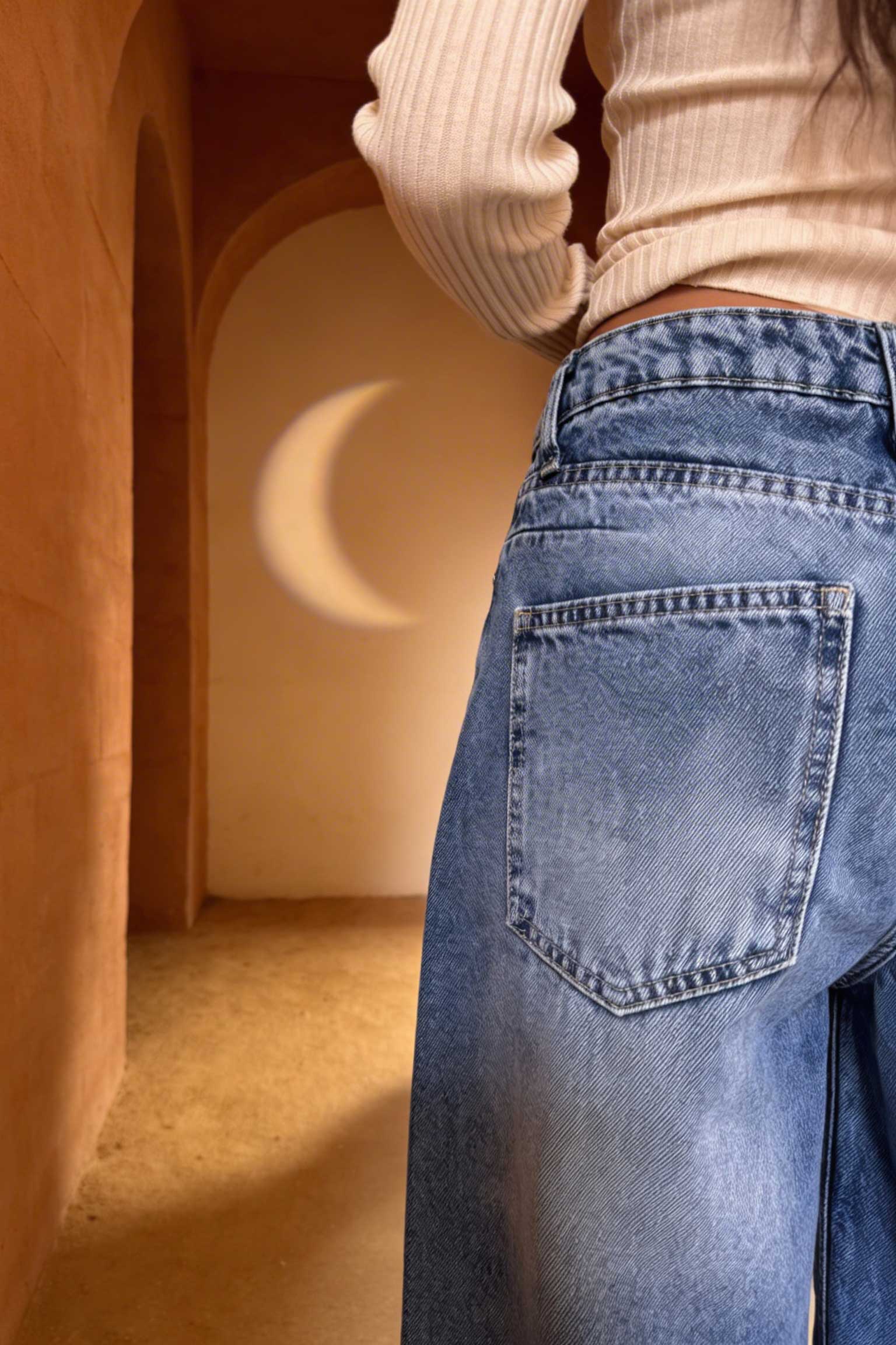 Extreme Wide-Leg – Mid-Rise Acid Blue Jeans