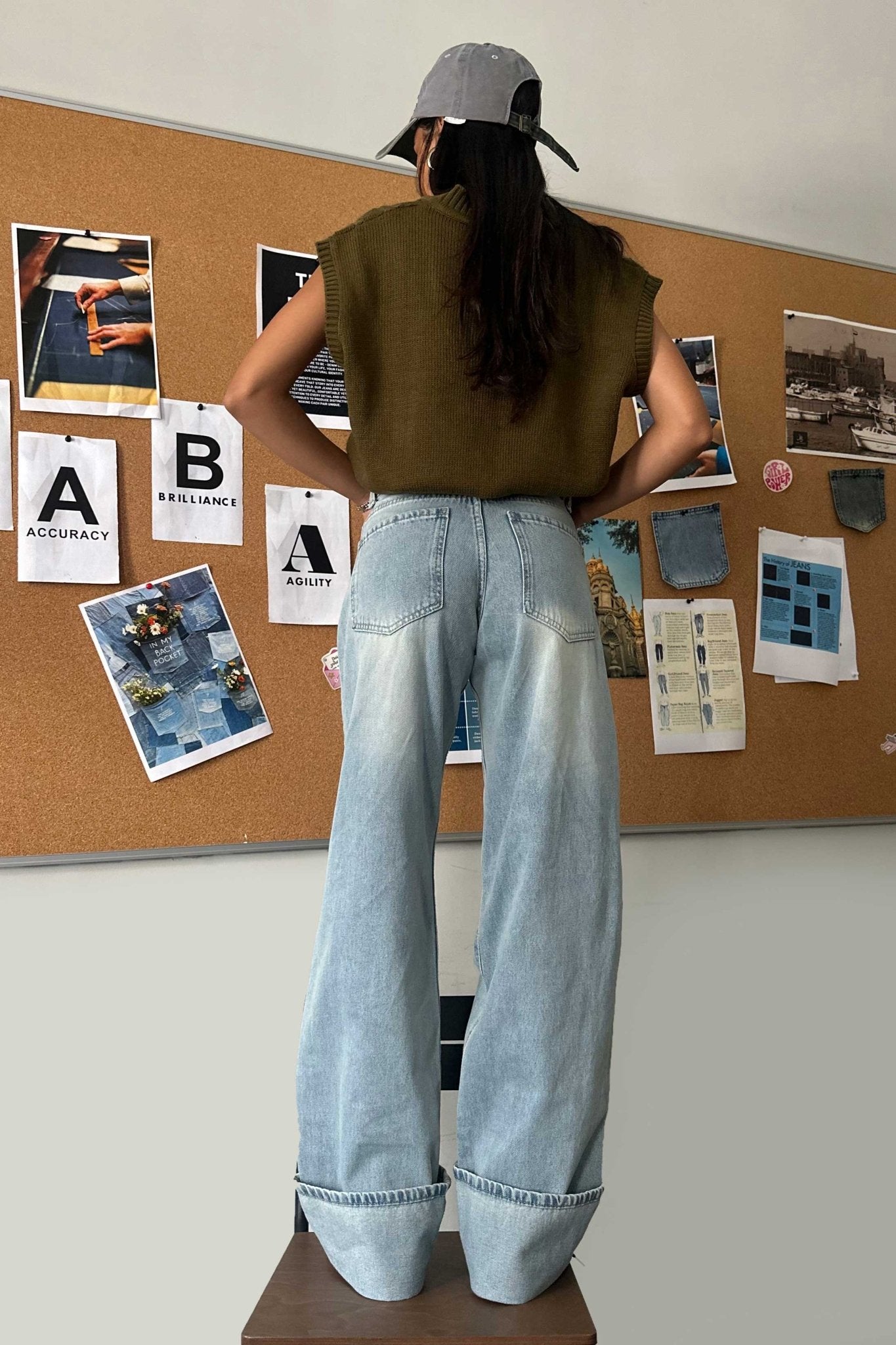 Baggy Turn-Up - Mid Rise Light Vintage Faded Blue Jeans Baggy CIZARO - Cizaro Jeans