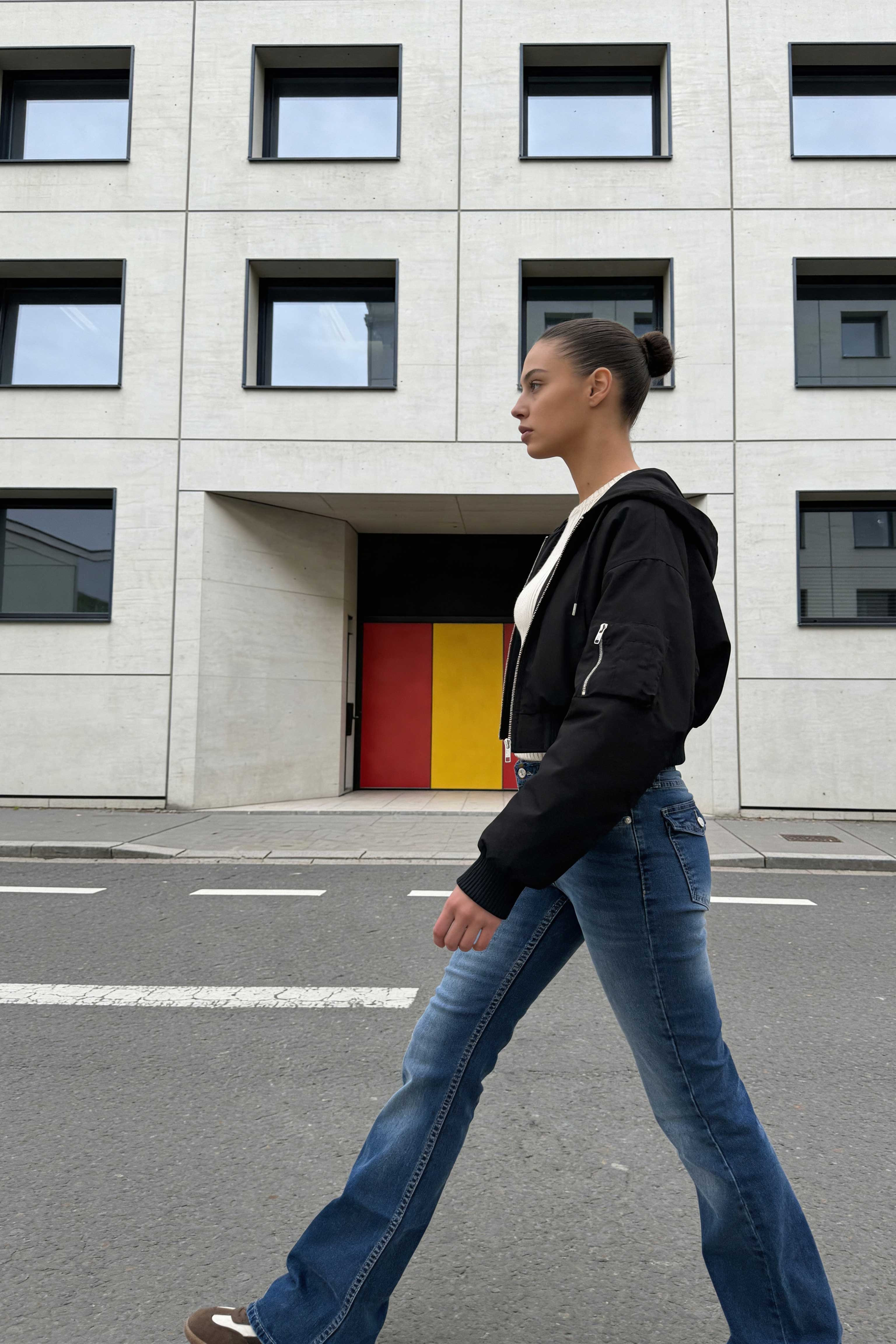 Flare Flap pocket , low waist
Marine Blue jeans