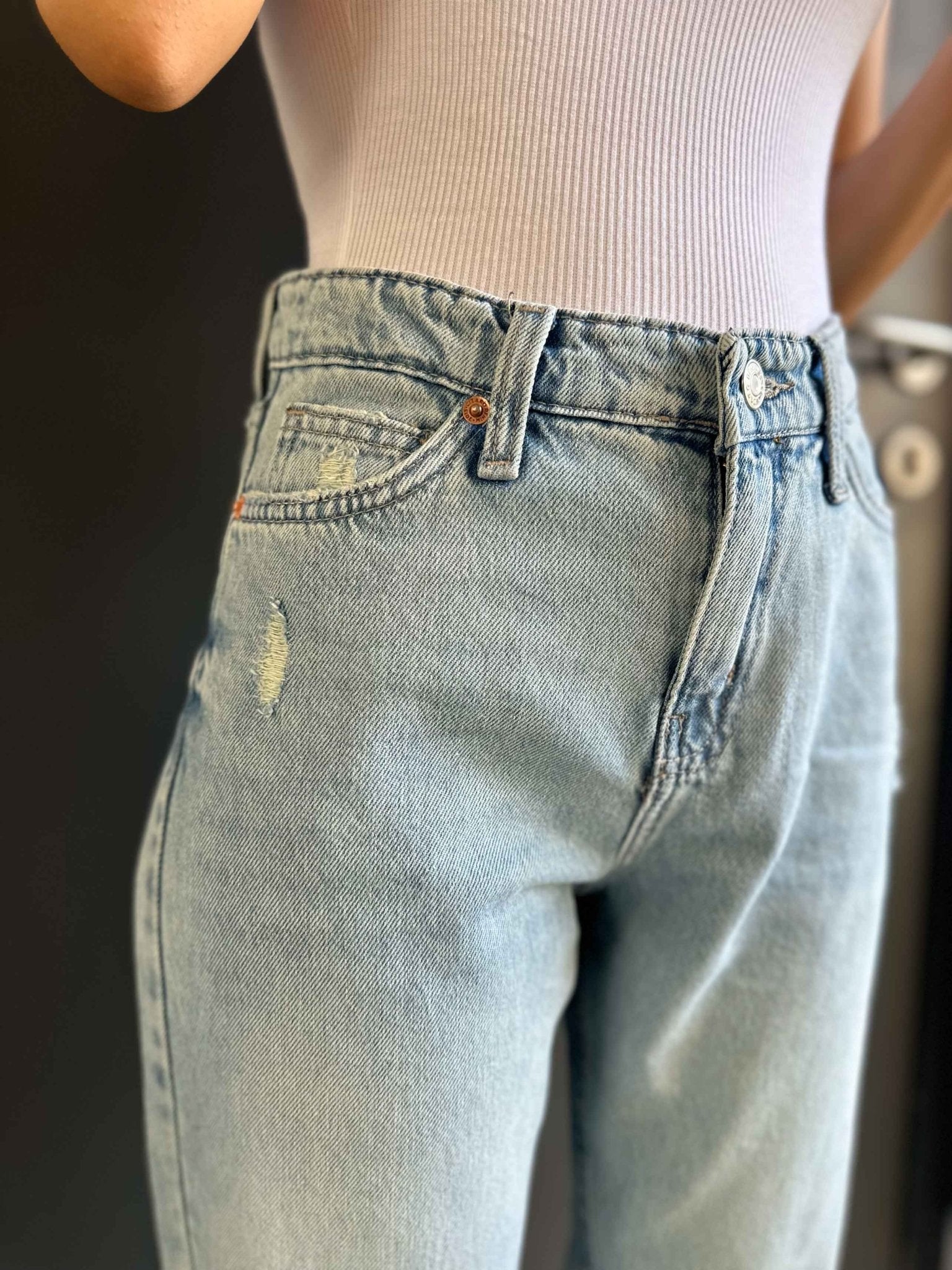 Mom Fit - Light Vintage Green Mom-Fit CIZARO - Cizaro Jeans