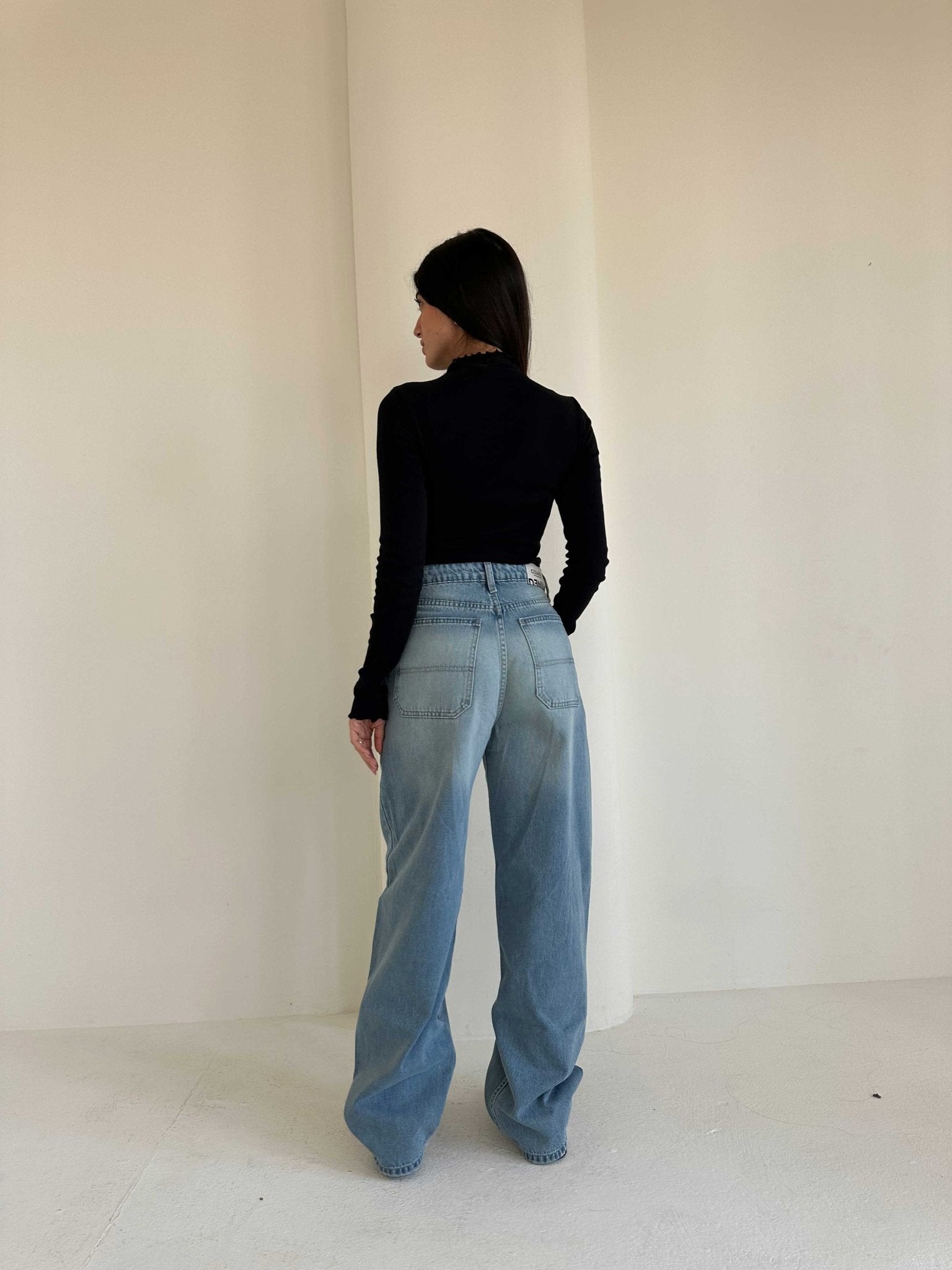 Skater – Mid Rise Light Vintage Blue Jeans skater CIZARO - Cizaro Jeans