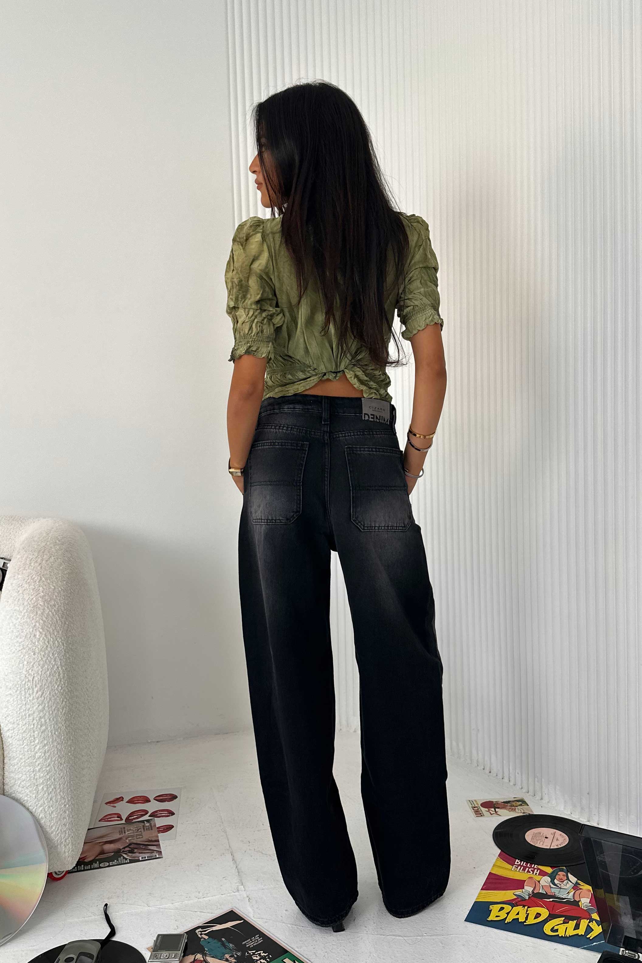 Skater - High-Waist Faded Charcoal Jeans